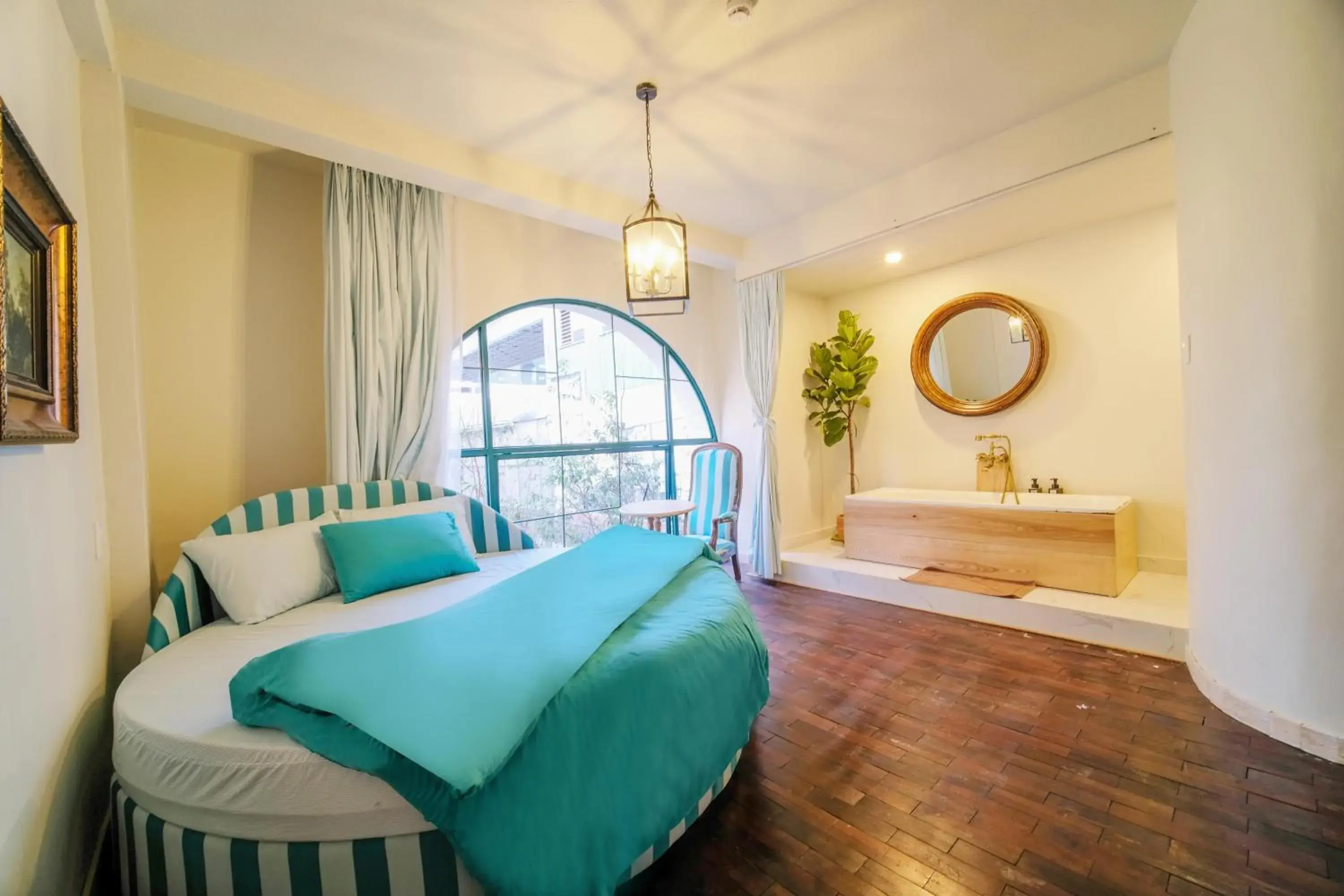 Double Room with Spa Bath in Lacasa May Double Room with Spa Bath in Lacasa May