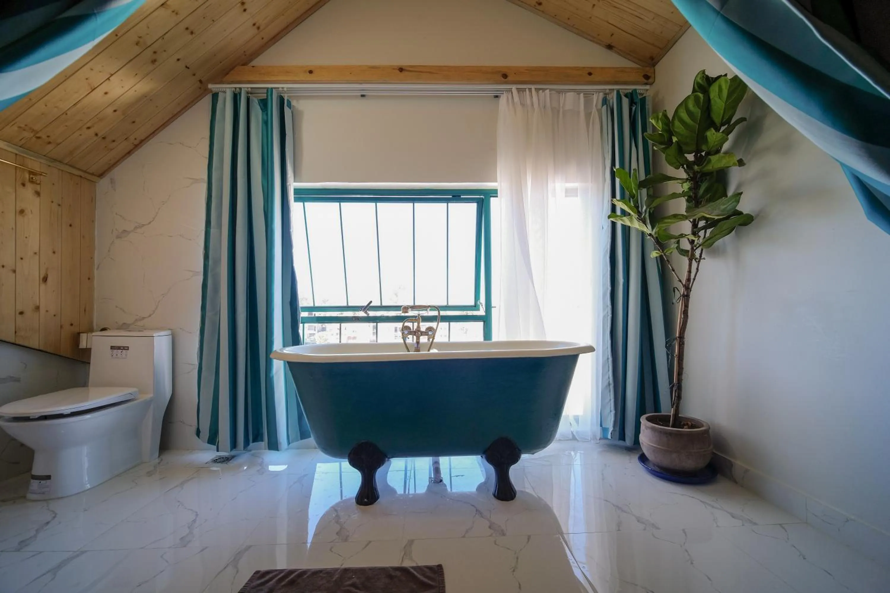 Massage in Lacasa May