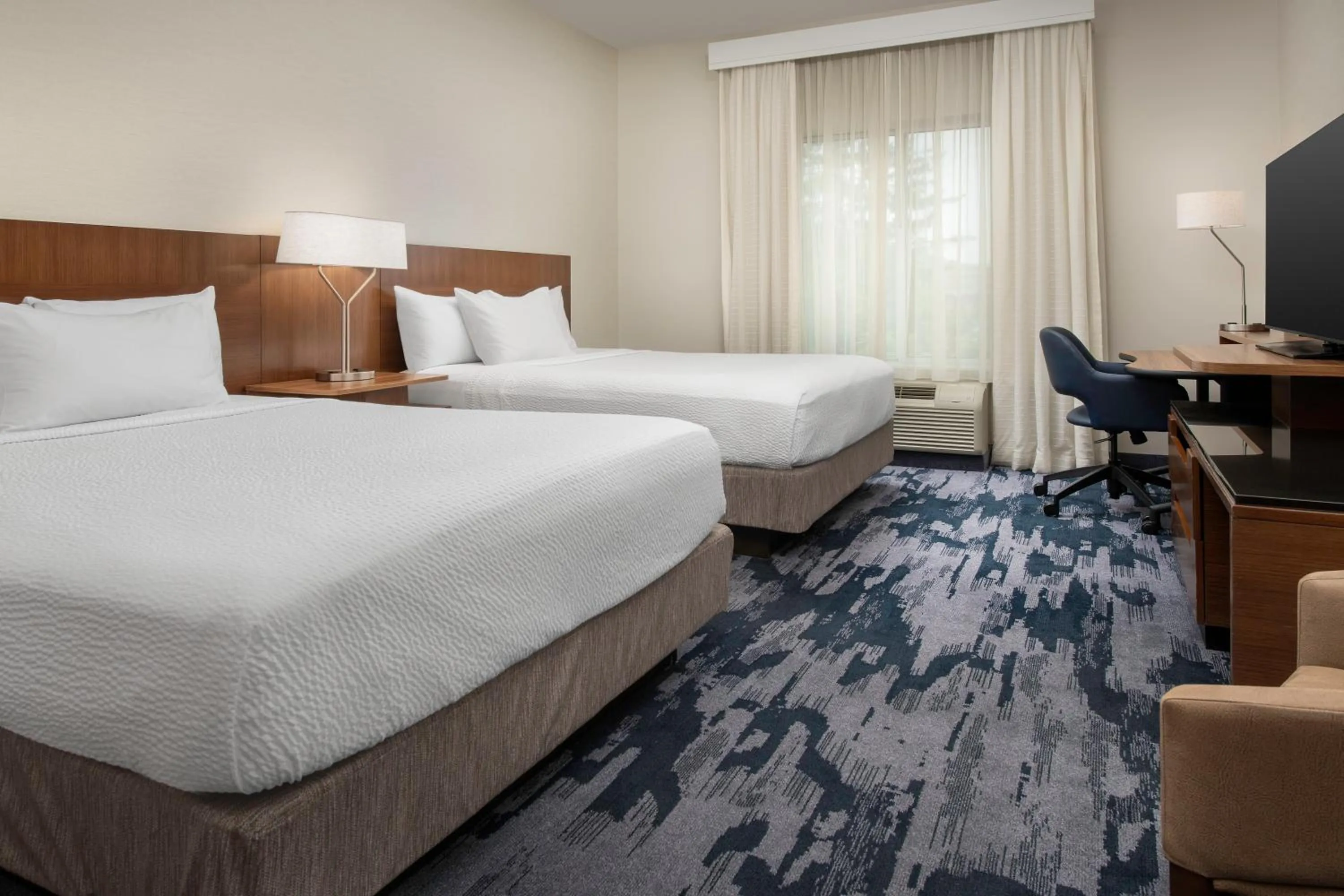 Bedroom, Bed in Fairfield Inn & Suites by Marriott Ithaca