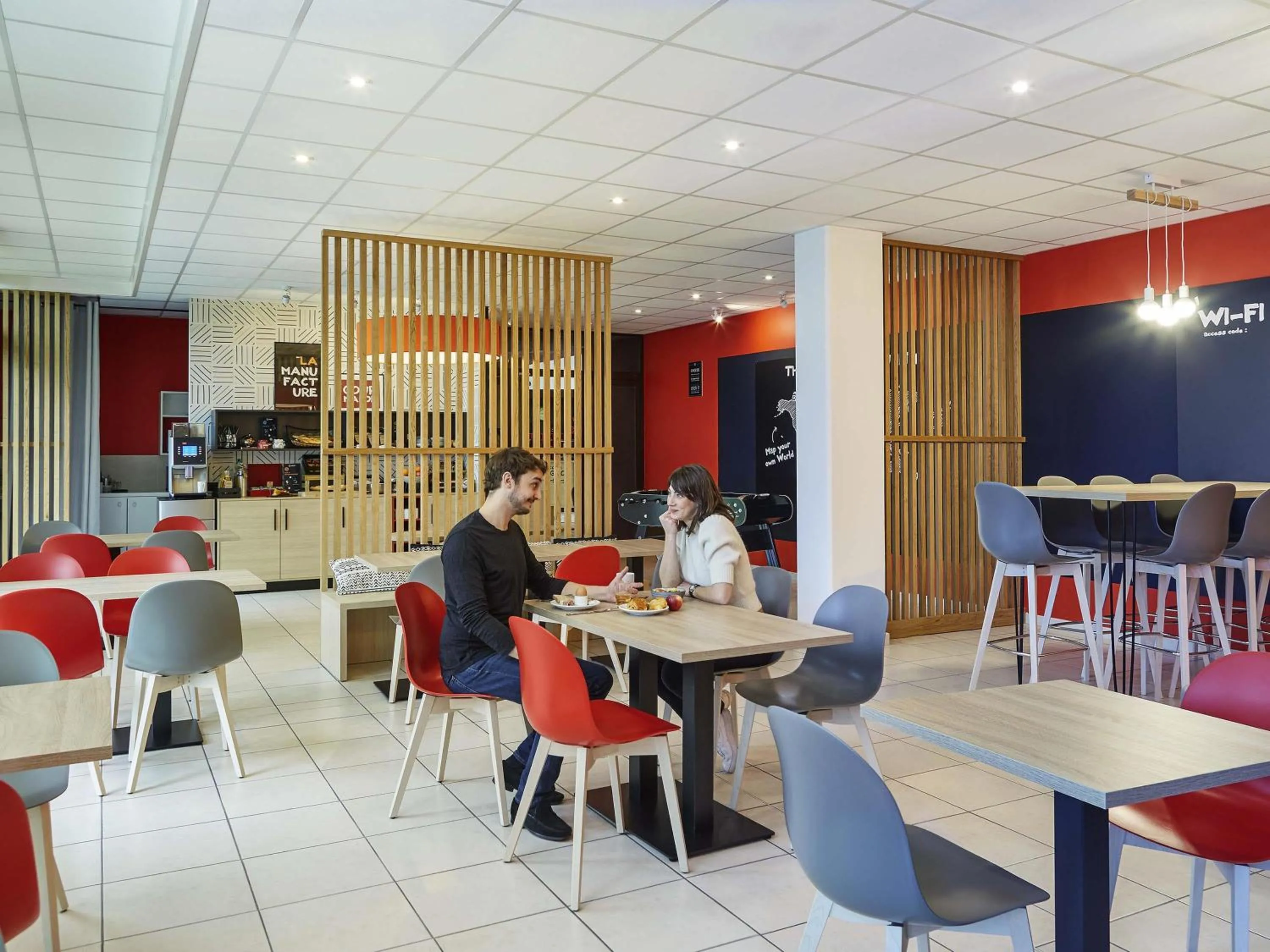 Property building in Aparthotel Adagio Access Avignon