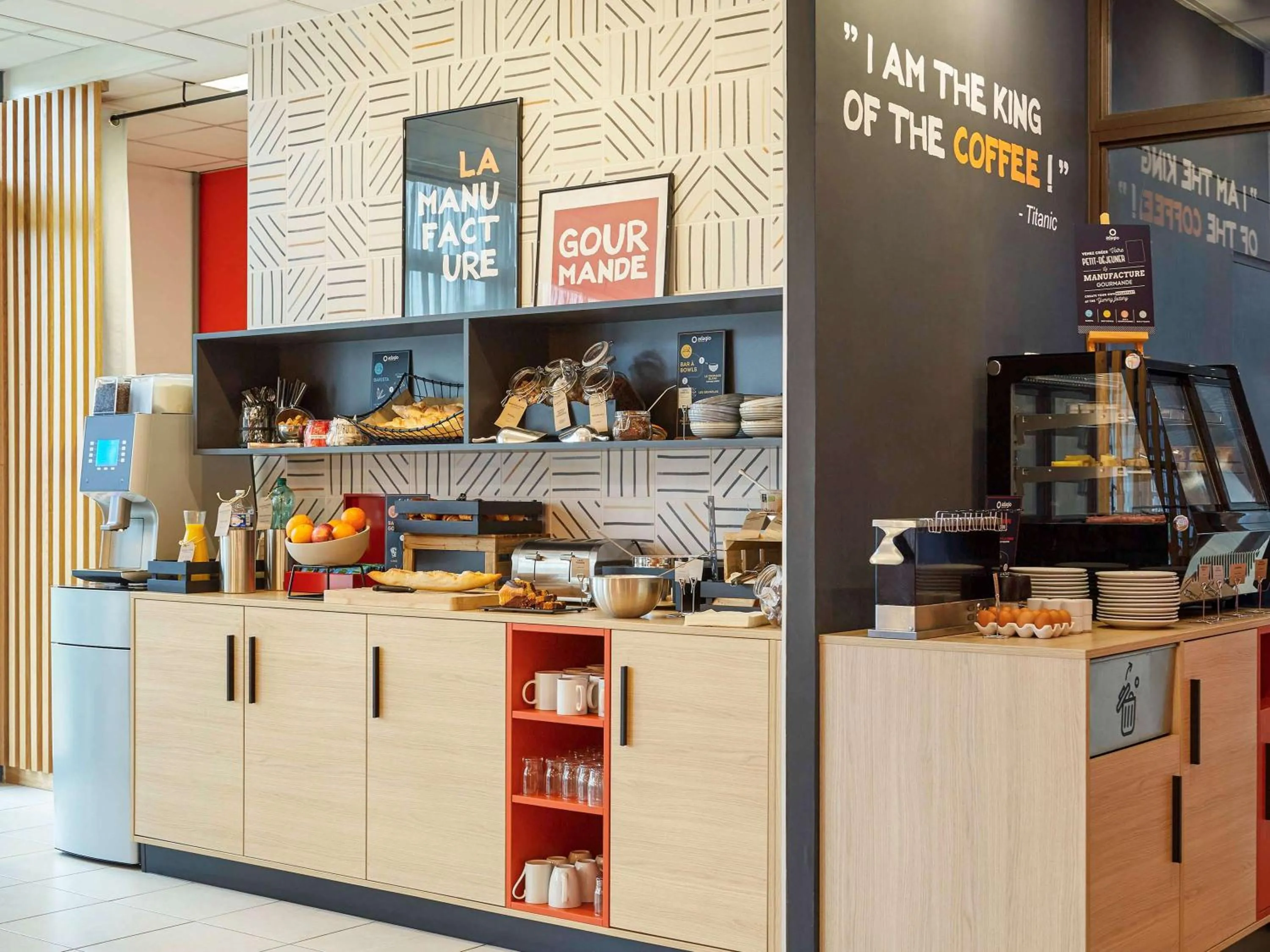 Restaurant/places to eat in Aparthotel Adagio Access Avignon