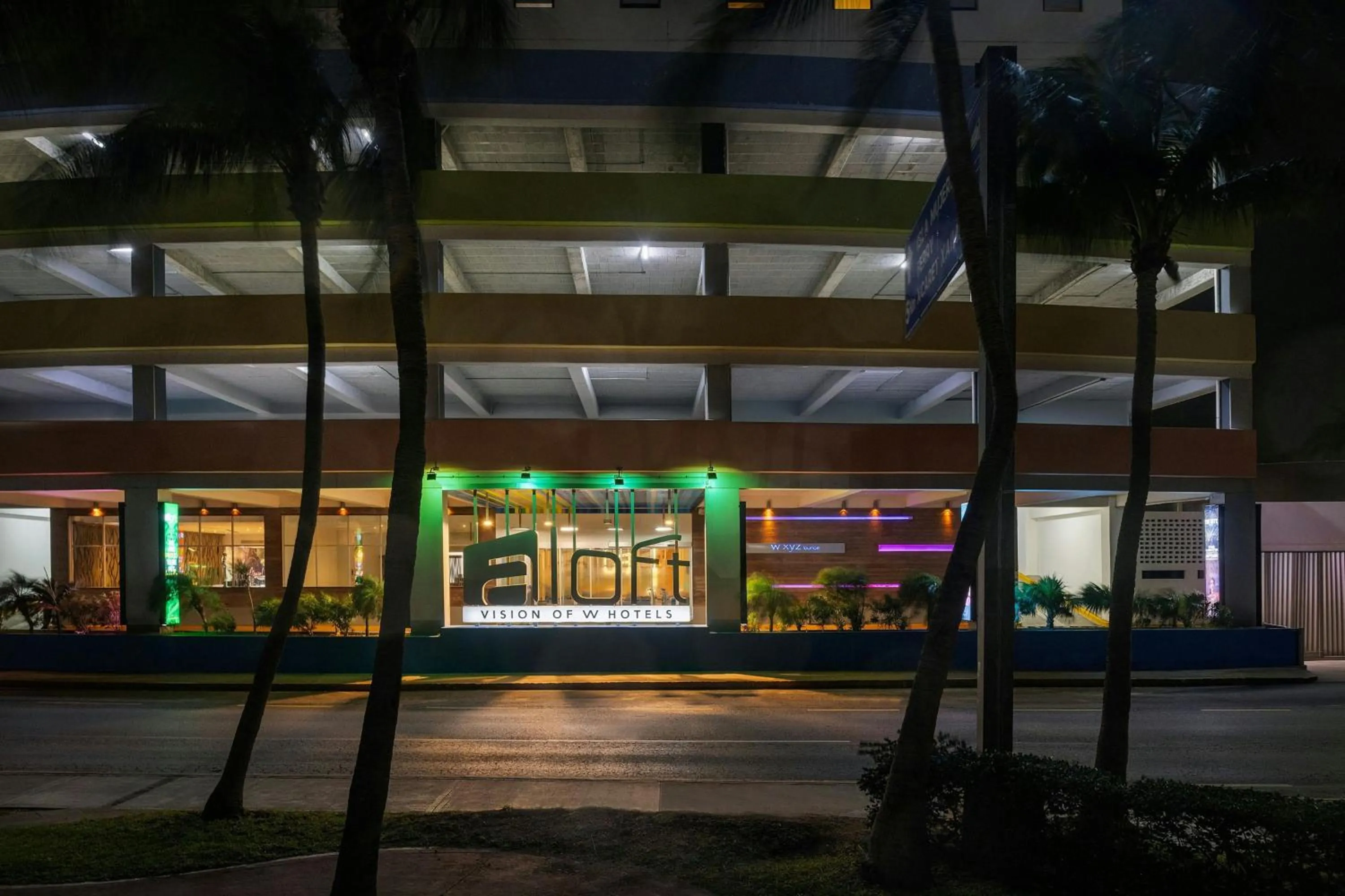 Property building in Aloft Cancun