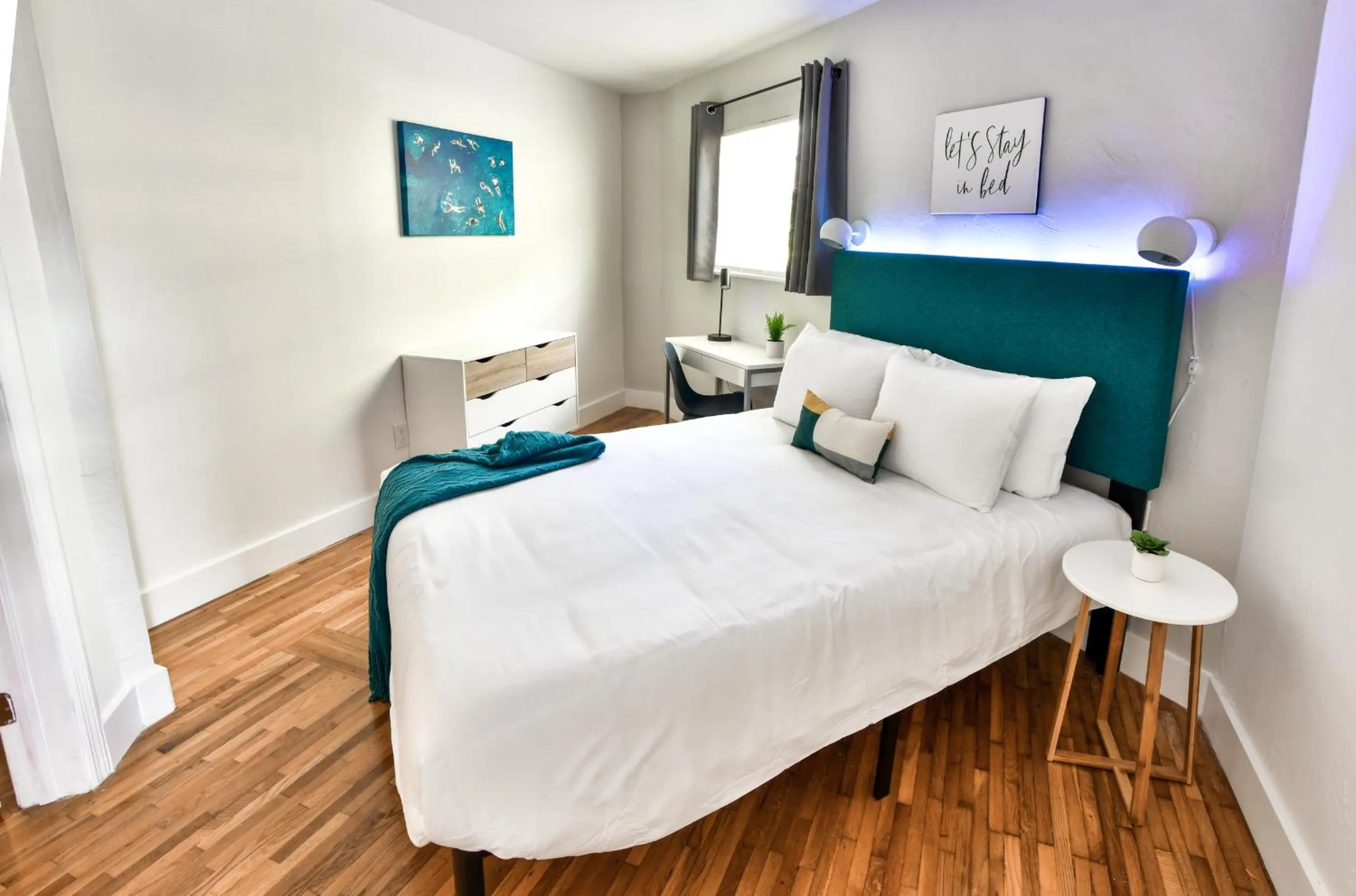 One-Bedroom Apartment in Broadwaysuites Downtown By RocketStay
