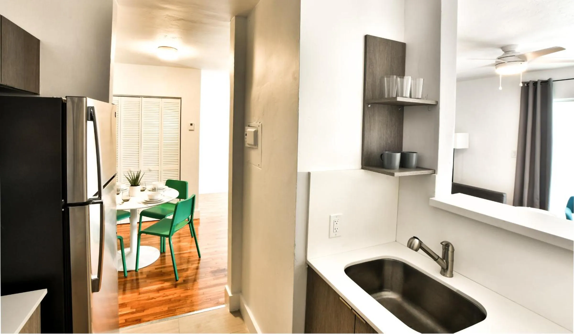 Kitchen or kitchenette in Broadwaysuites Downtown By RocketStay