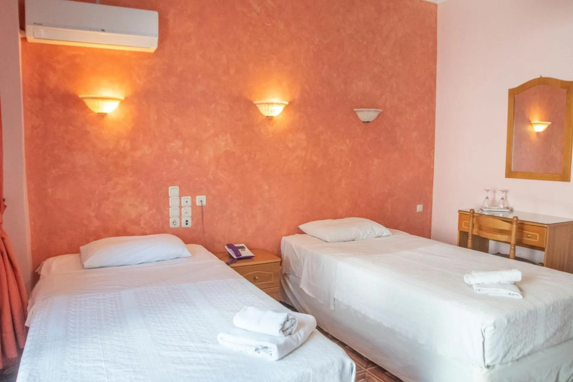 Bed in Hotel Astoria