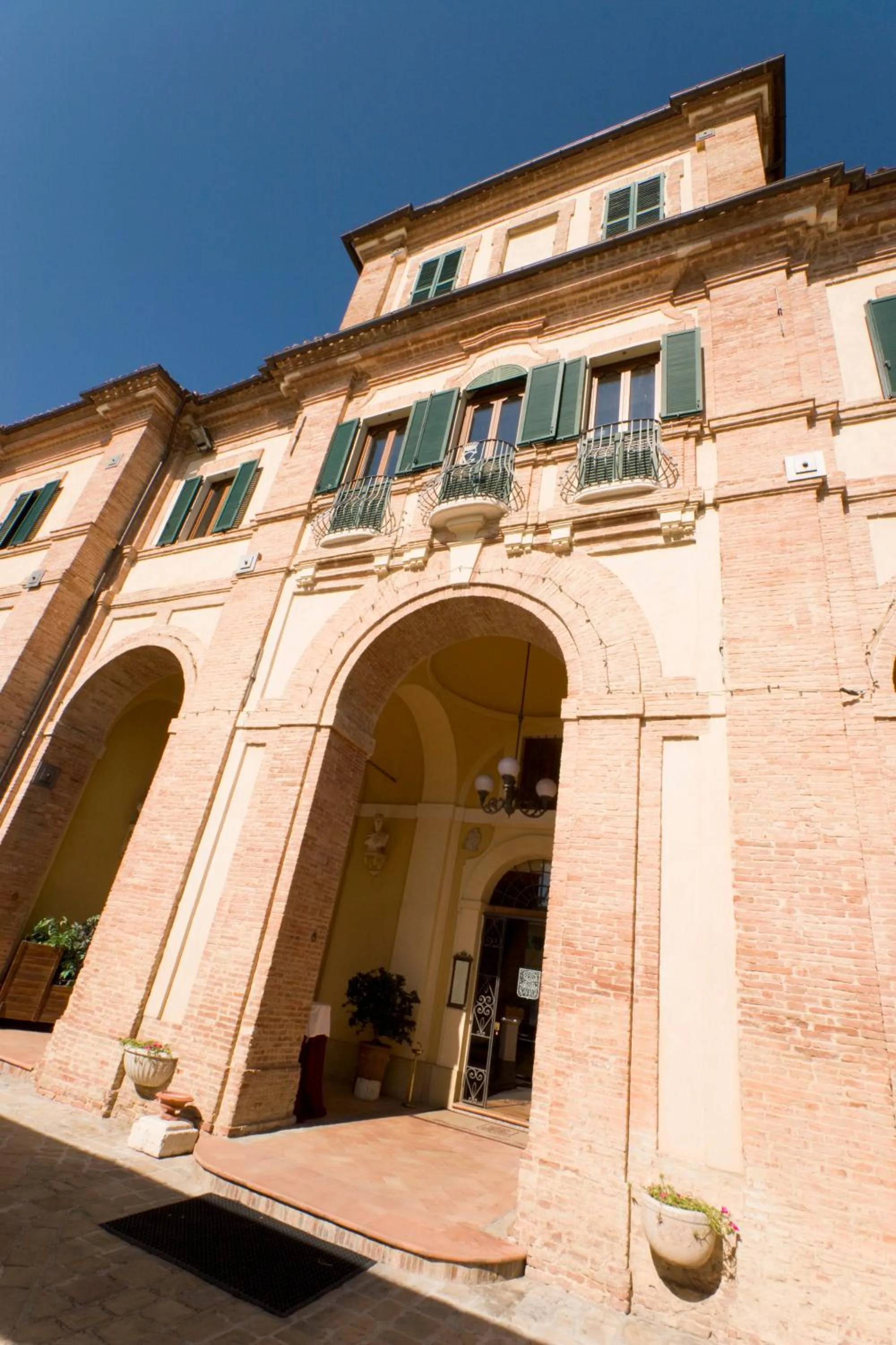 Property building in Marchese Del Grillo