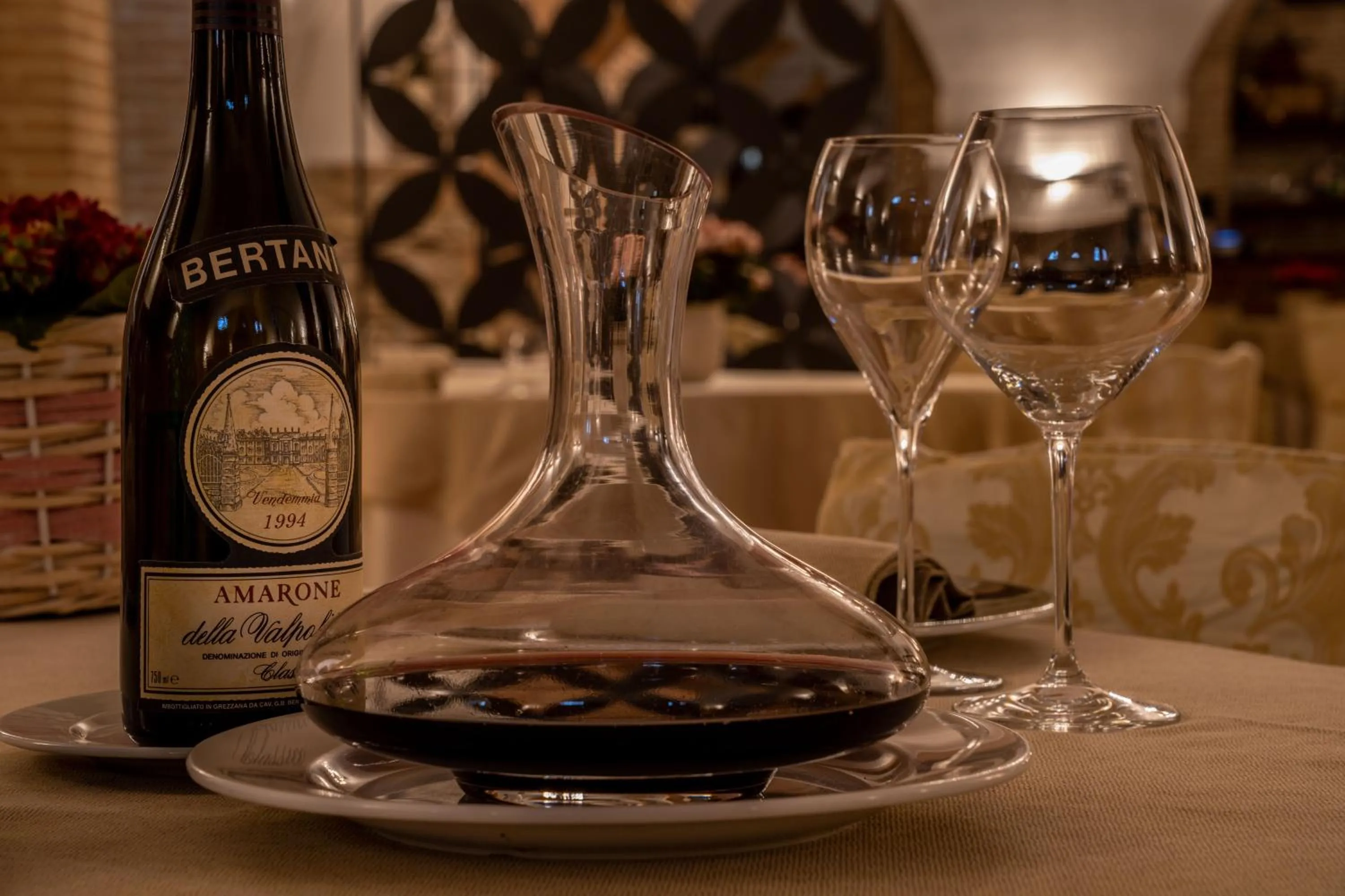 Restaurant/places to eat in Marchese Del Grillo