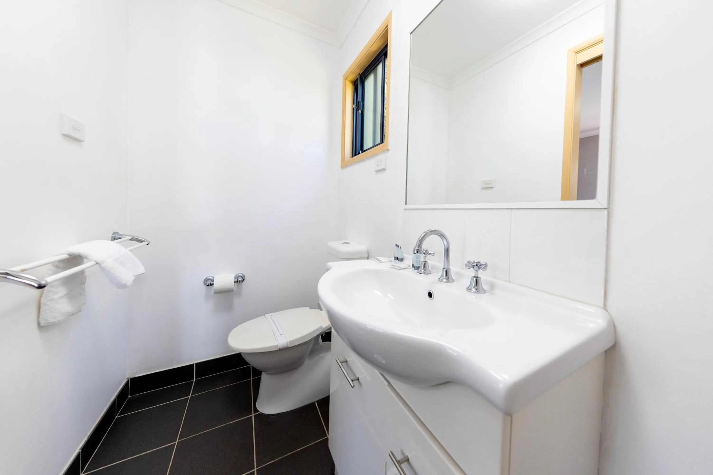 Breeze Inn 13 Princes Highway, Ulladulla