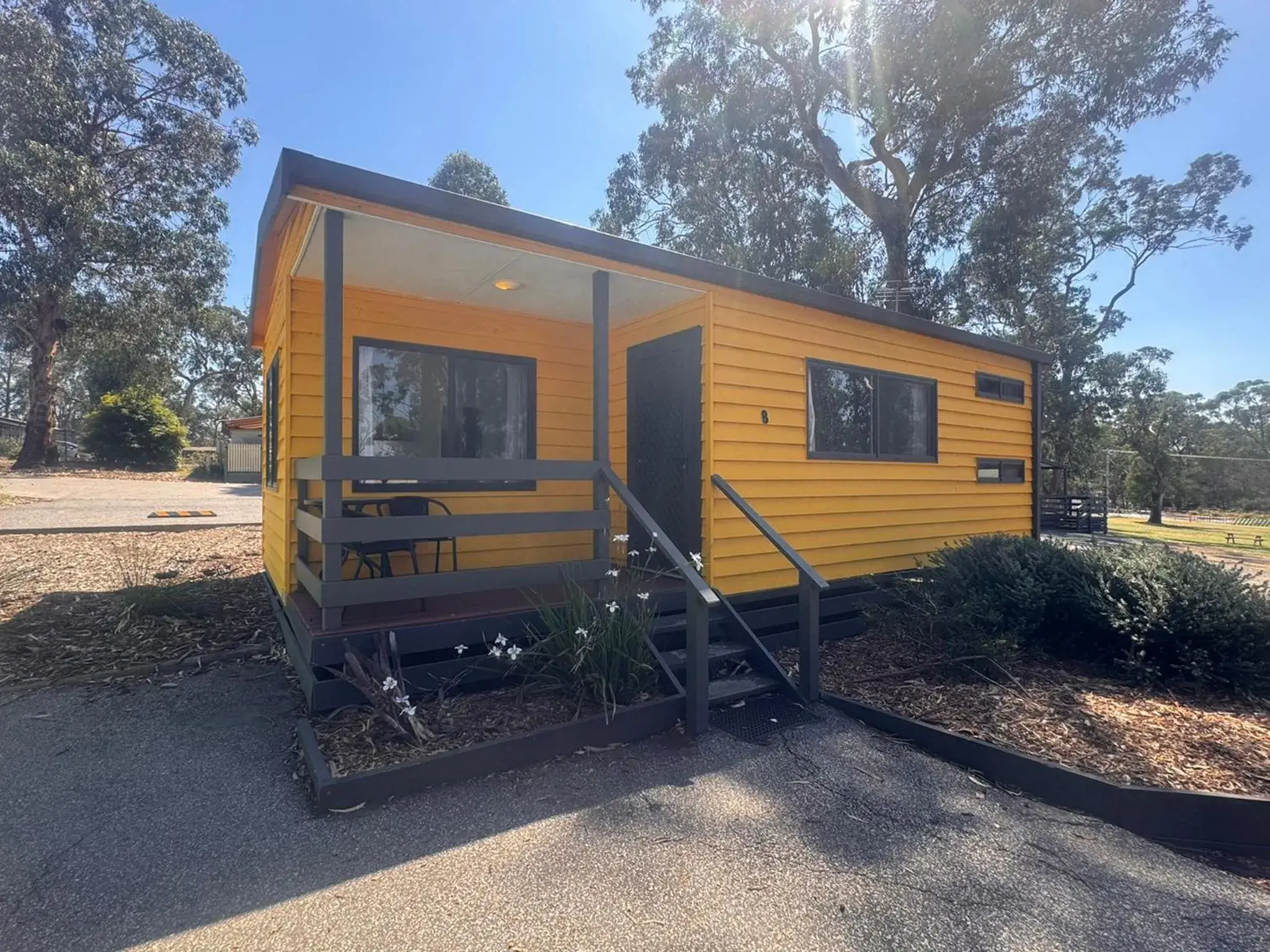 Standard Cabin (Sleeps 6) in Phillip Island Park Lane Holiday Park Standard Cabin (Sleeps 6) in Phillip Island Park Lane Holiday Park
