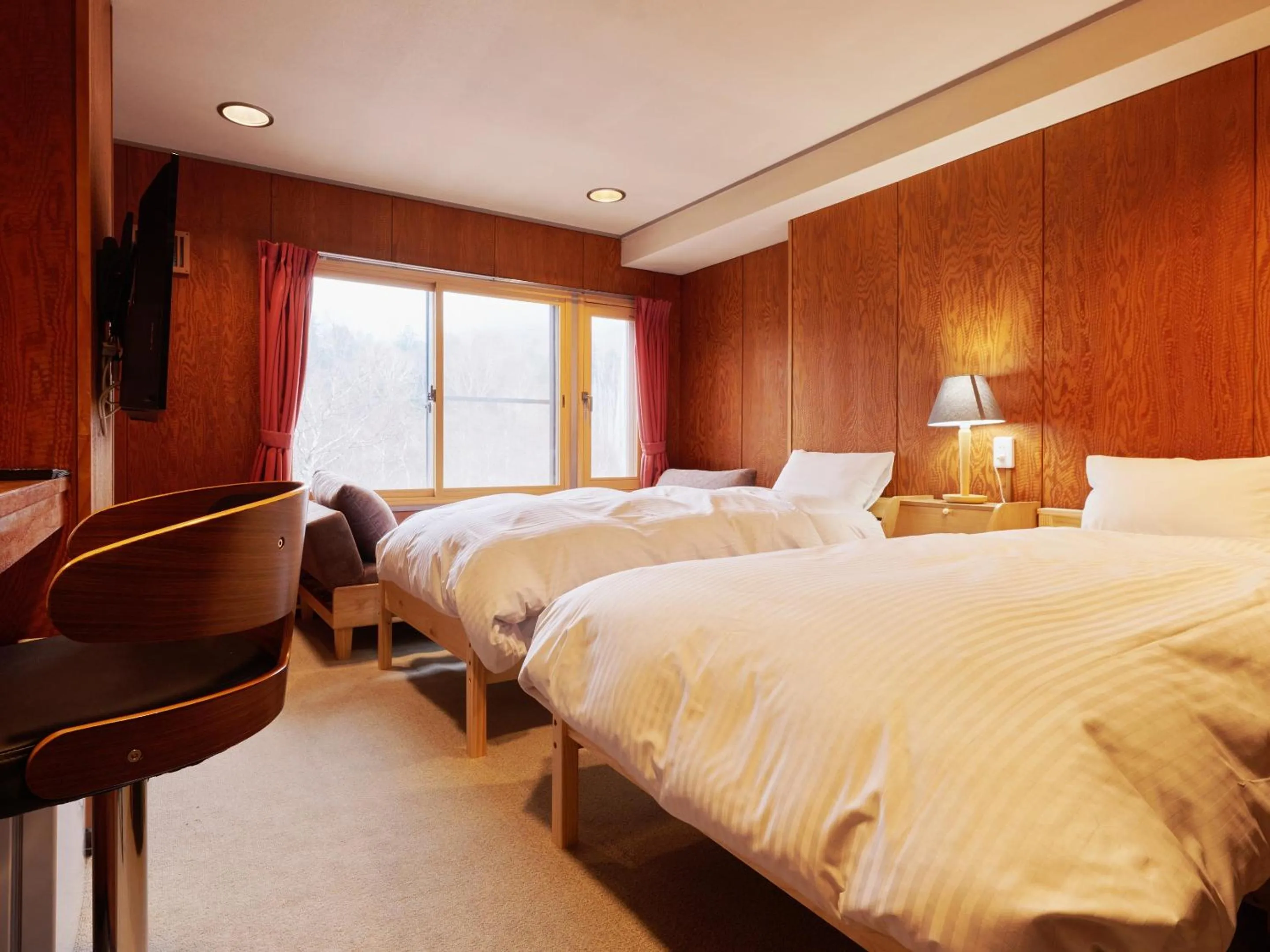 Photo of the whole room, Bed in Ishinoyu Lodge