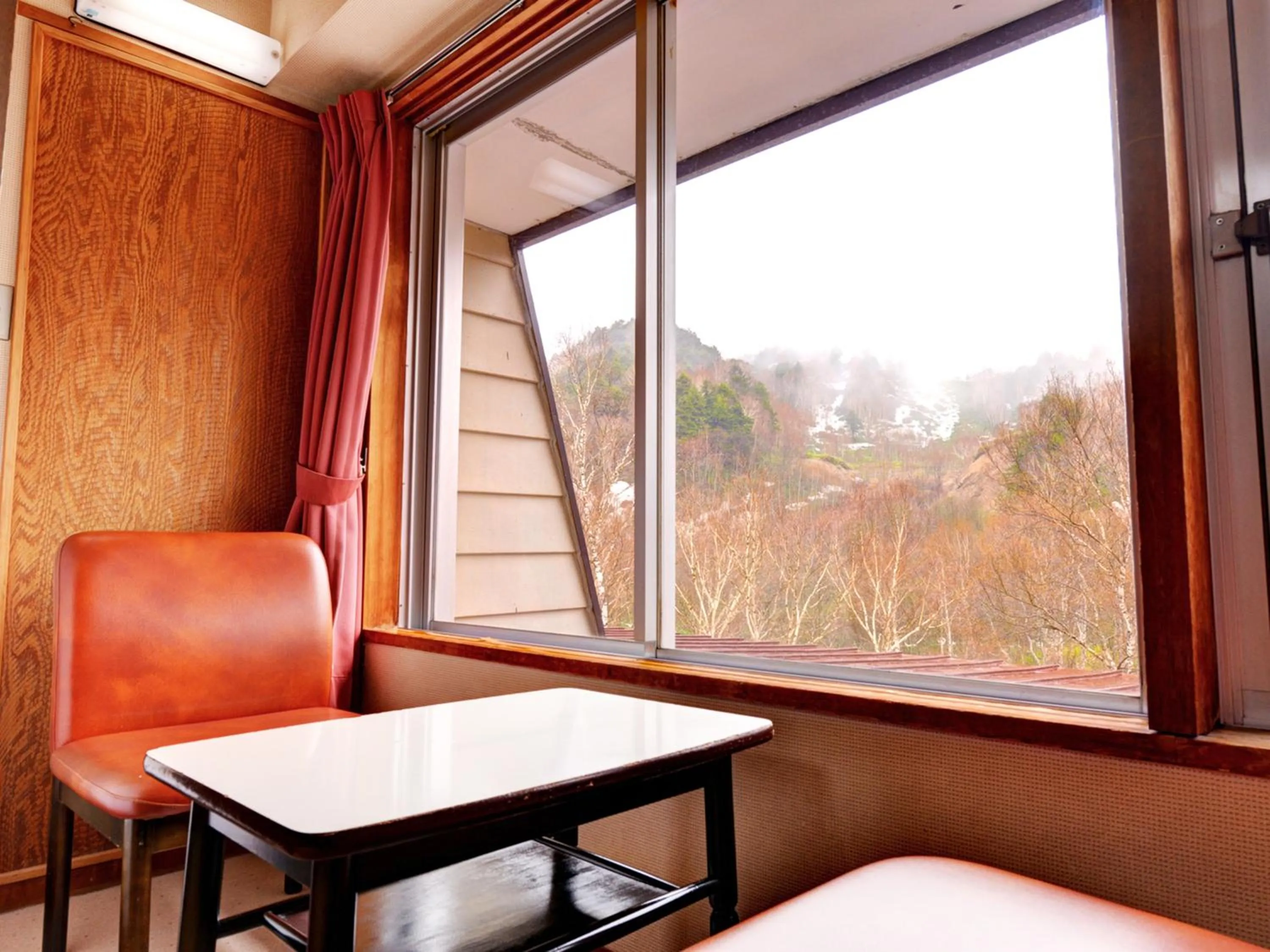 Seating area in Ishinoyu Lodge