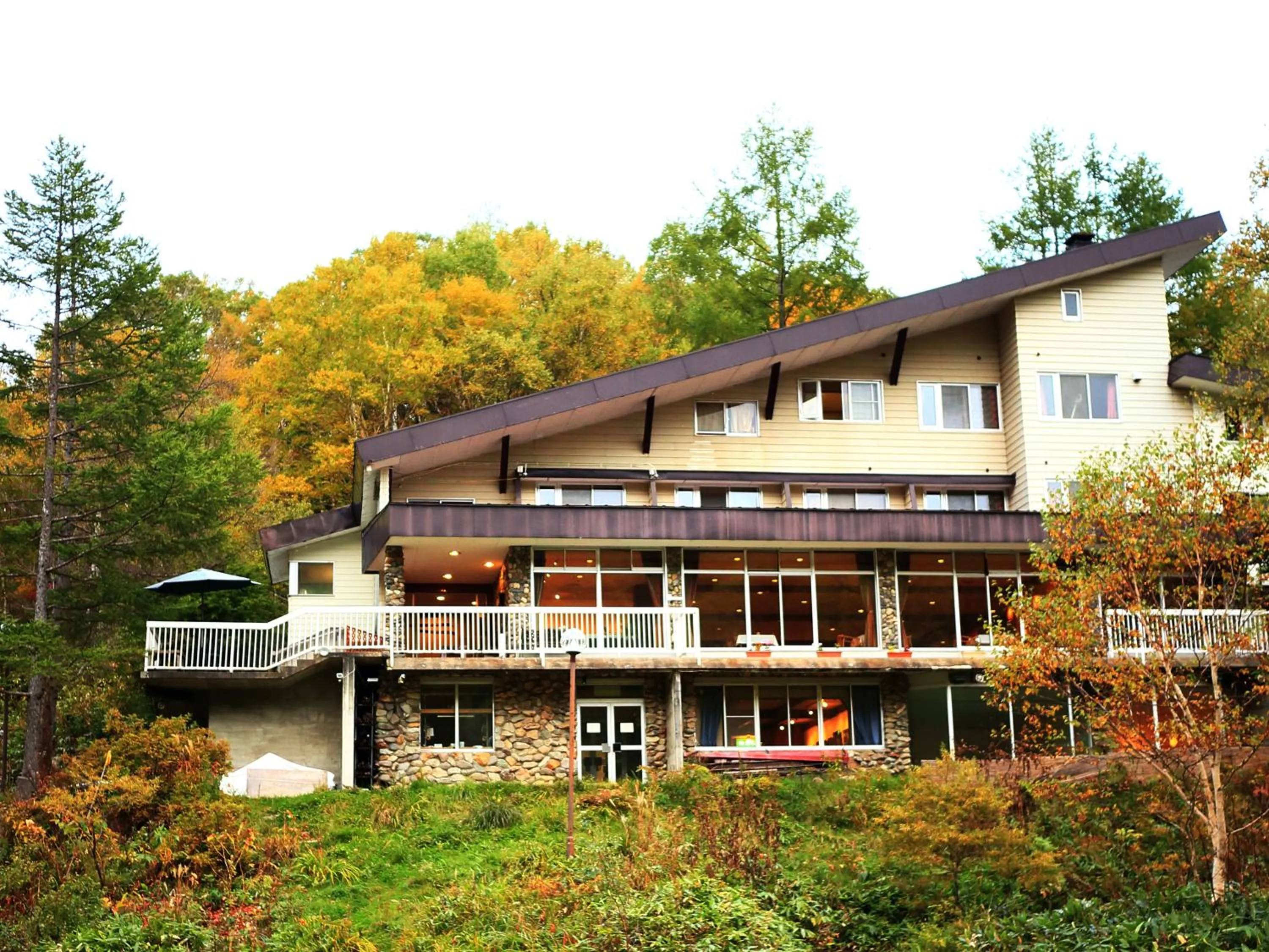 Property building in Ishinoyu Lodge