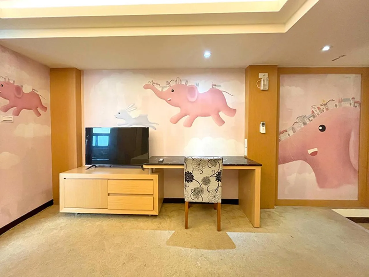 JinShan Sakura Bay Hot Spring Hotel