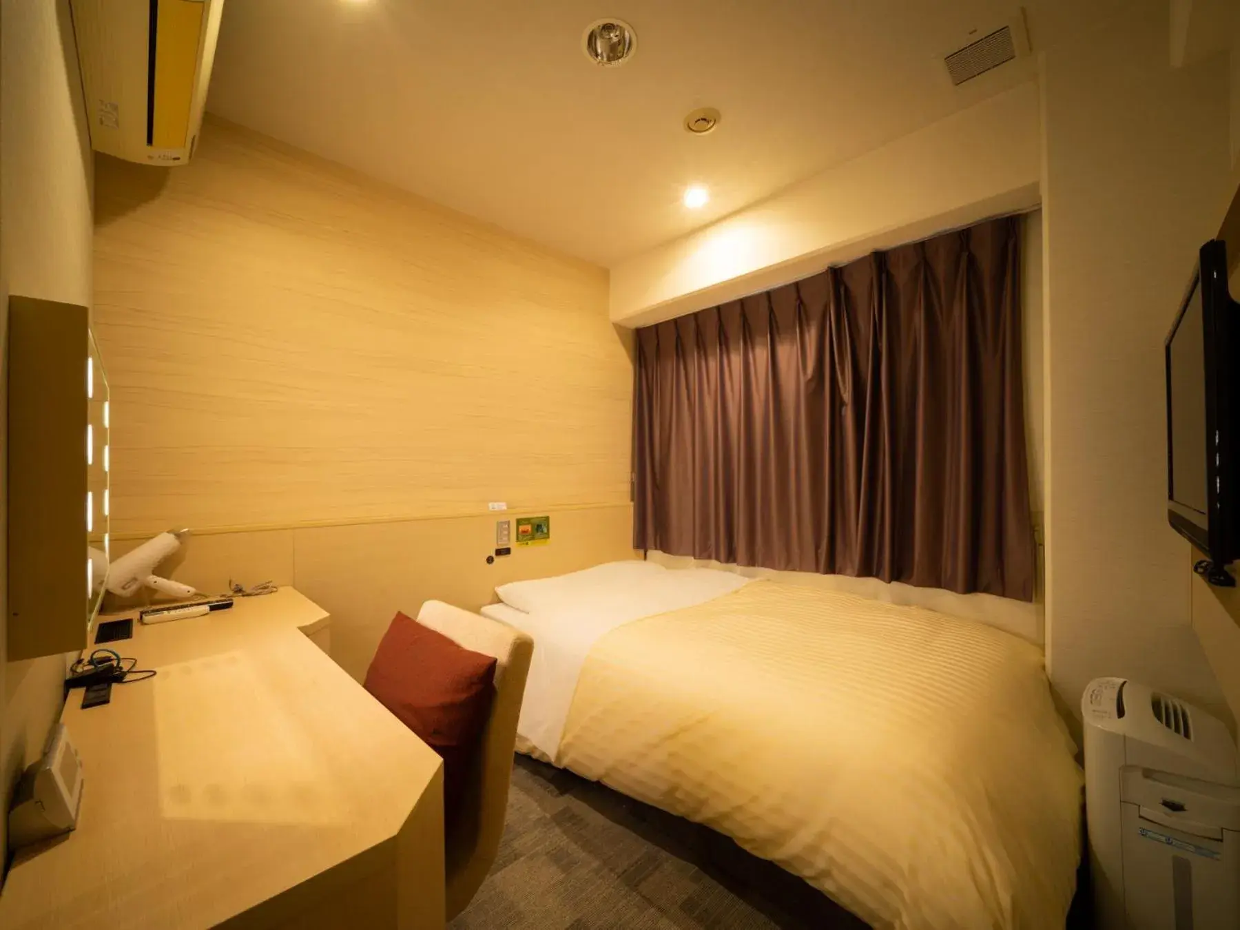 Economy Single Room - Female Only in Natural Hot Spring SUPER HOTEL Kumamoto Chamber of Commerce Economy Single Room - Female Only in Natural Hot Spring SUPER HOTEL Kumamoto Chamber of Commerce