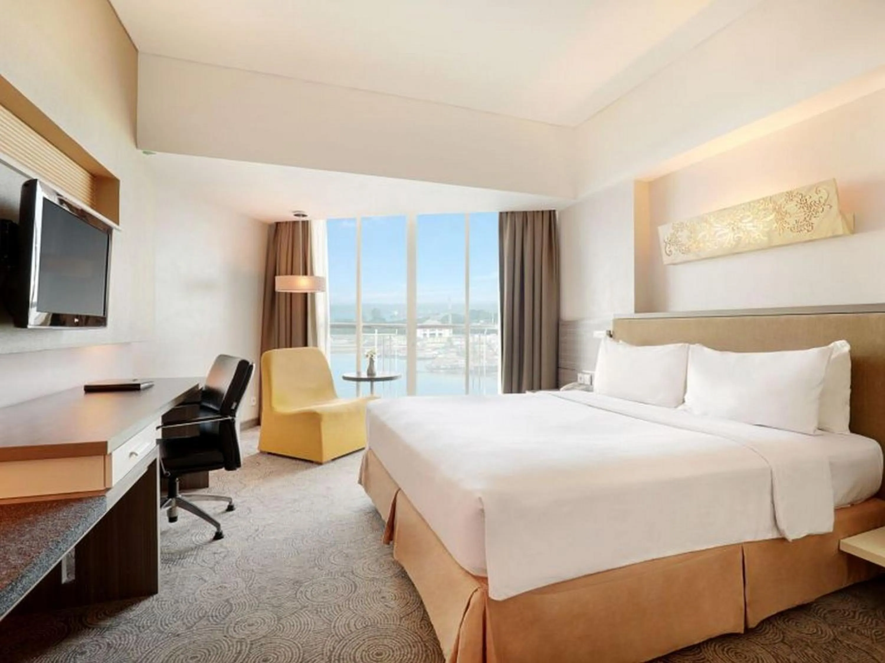 Bedroom, Bed in Swiss-Belhotel Balikpapan