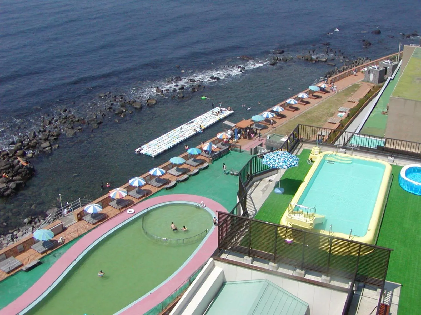 Beach in Inatori Tokai Hotel Yuen