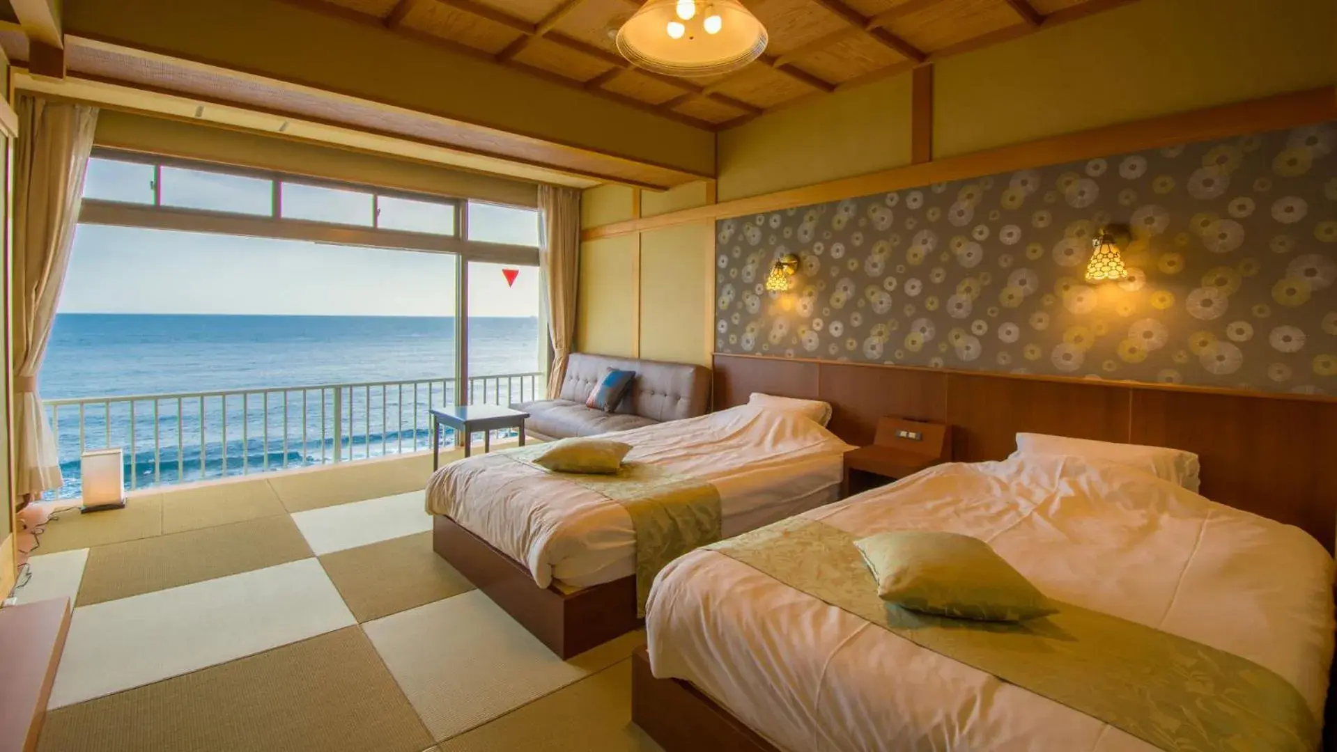 Standard Twin Room with Sea View - single occupancy in Inatori Tokai Hotel Yuen Standard Twin Room with Sea View - single occupancy in Inatori Tokai Hotel Yuen