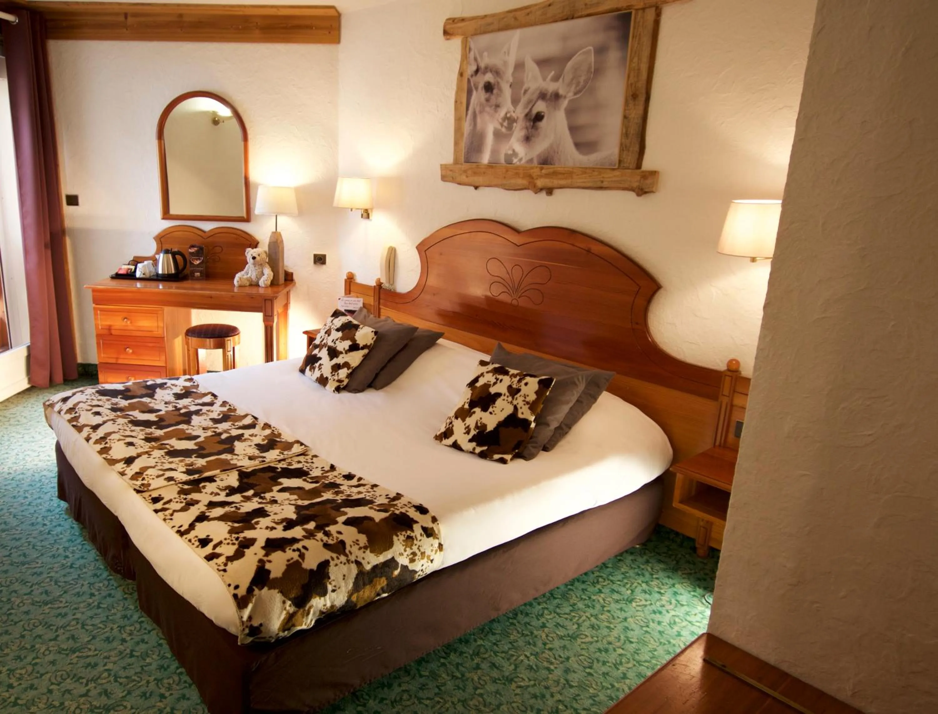 Bed in Hôtel Serre Palas