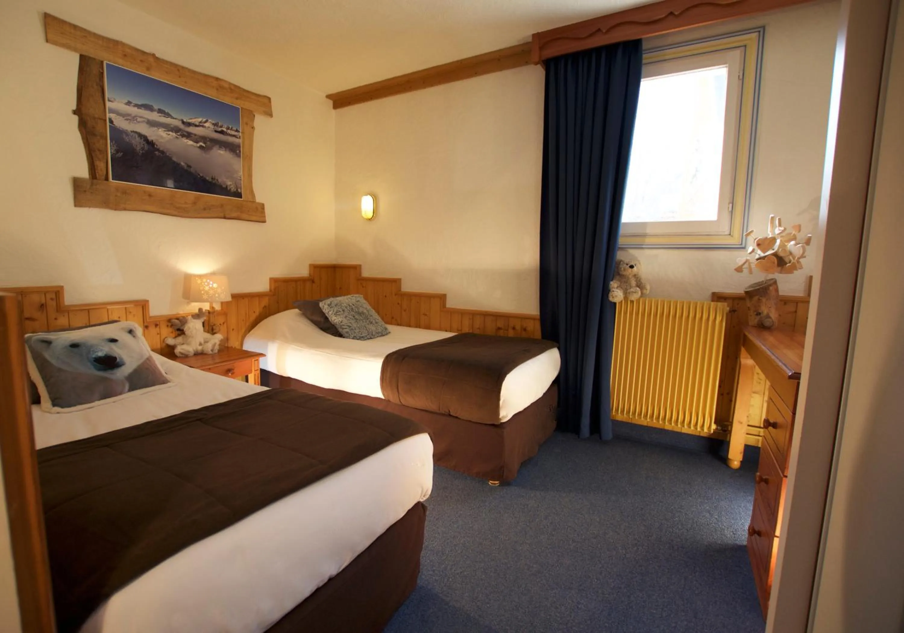 Bed in Hôtel Serre Palas