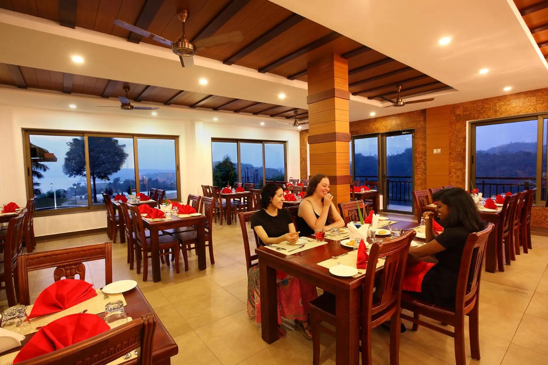 Restaurant/places to eat in Arayal Resort-A Unit of Sharoy Resort