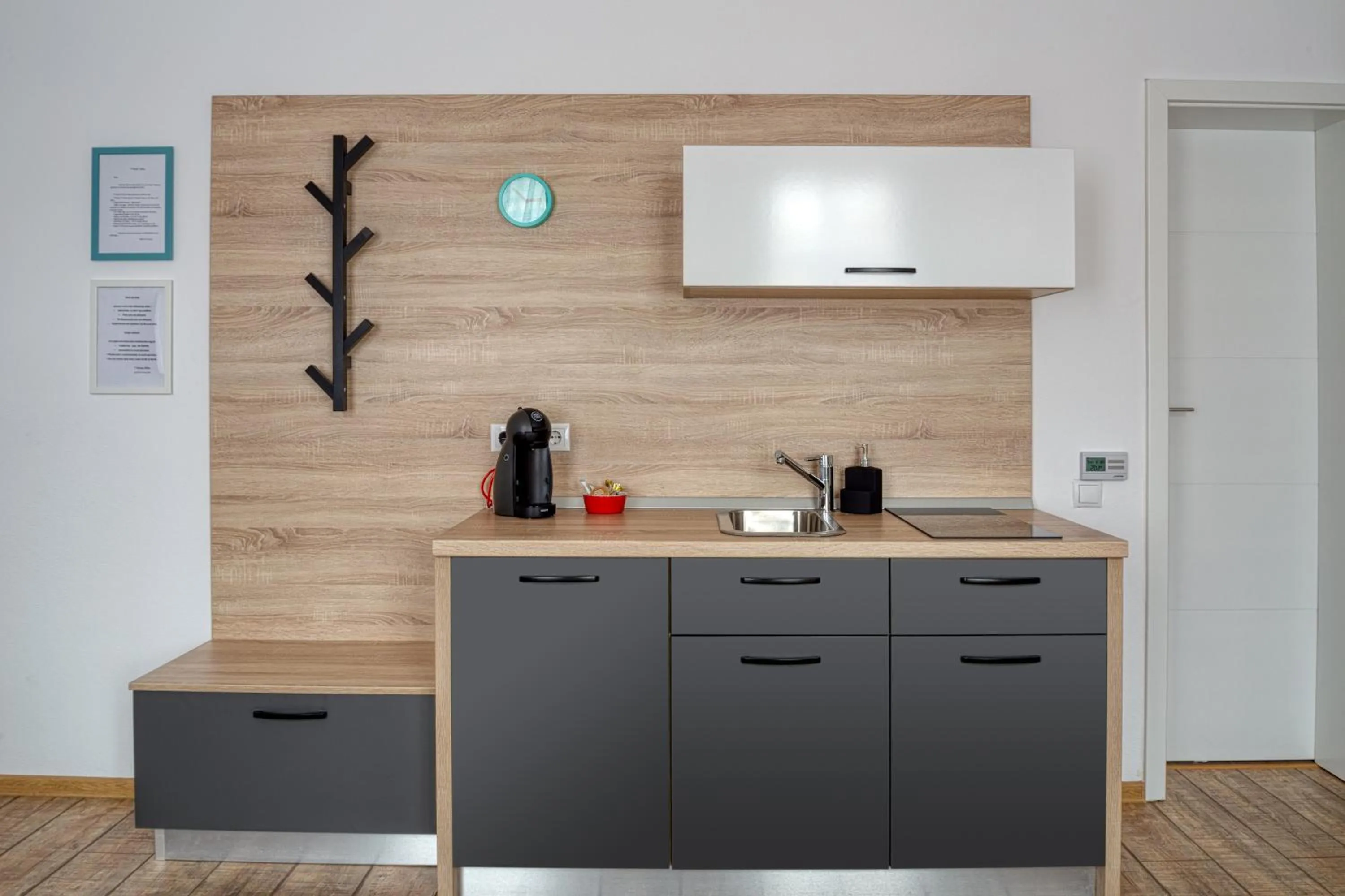 Coffee/tea facilities in T House