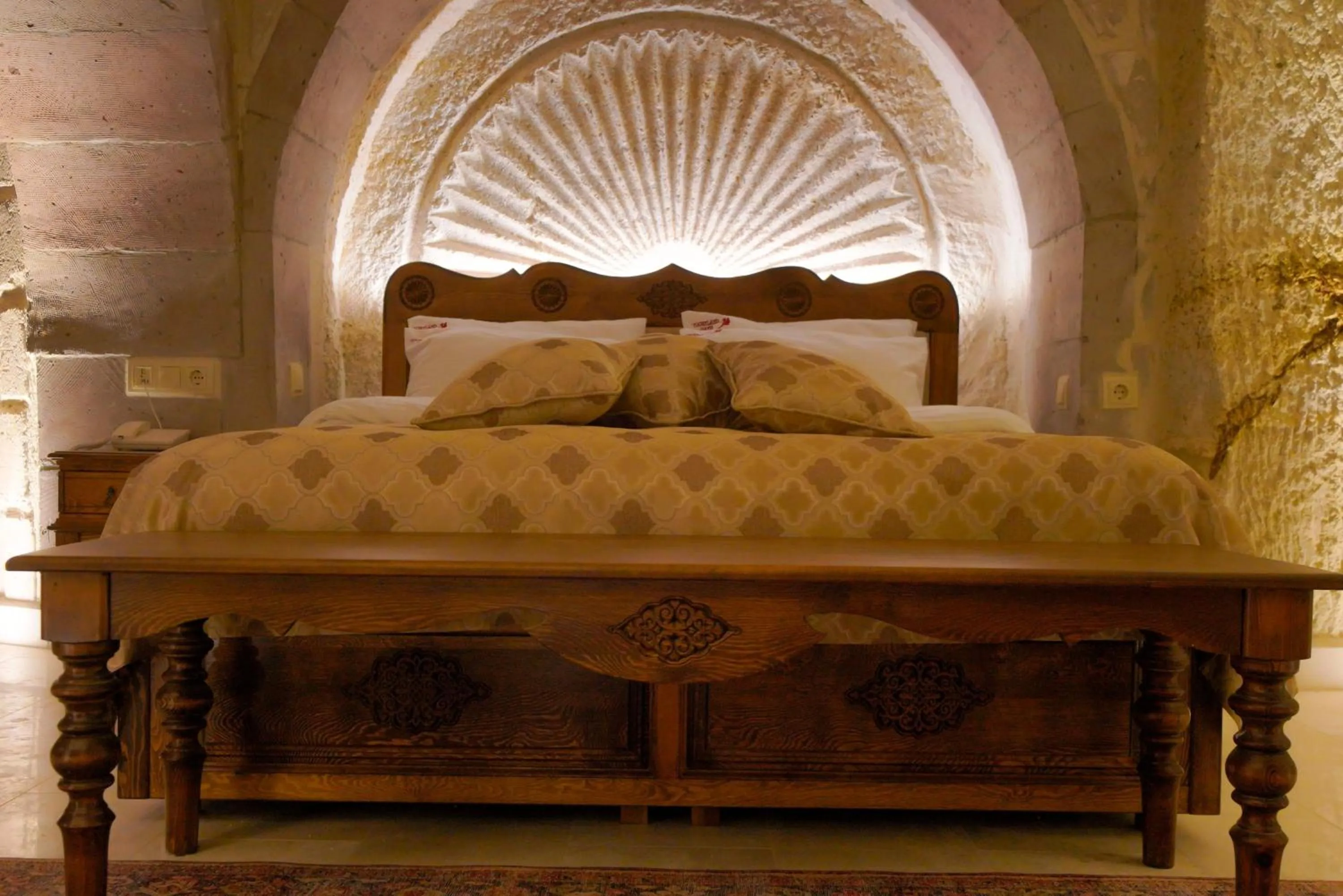 Bed in Fairyland Cave Hotel