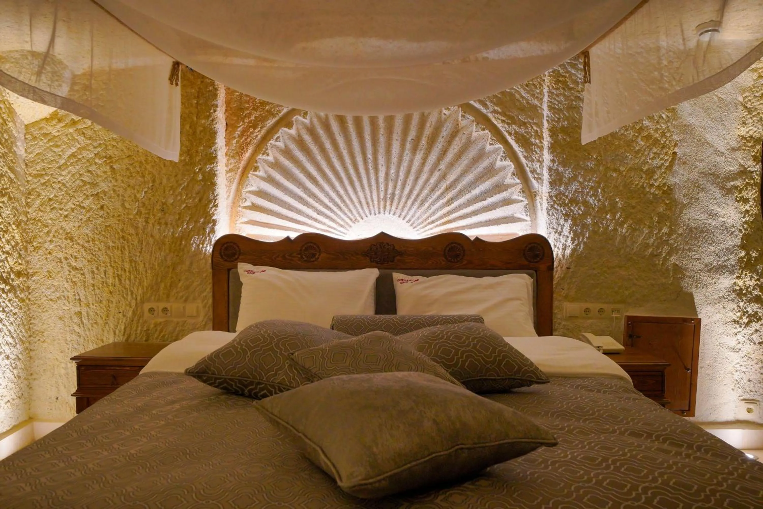 Bed in Fairyland Cave Hotel