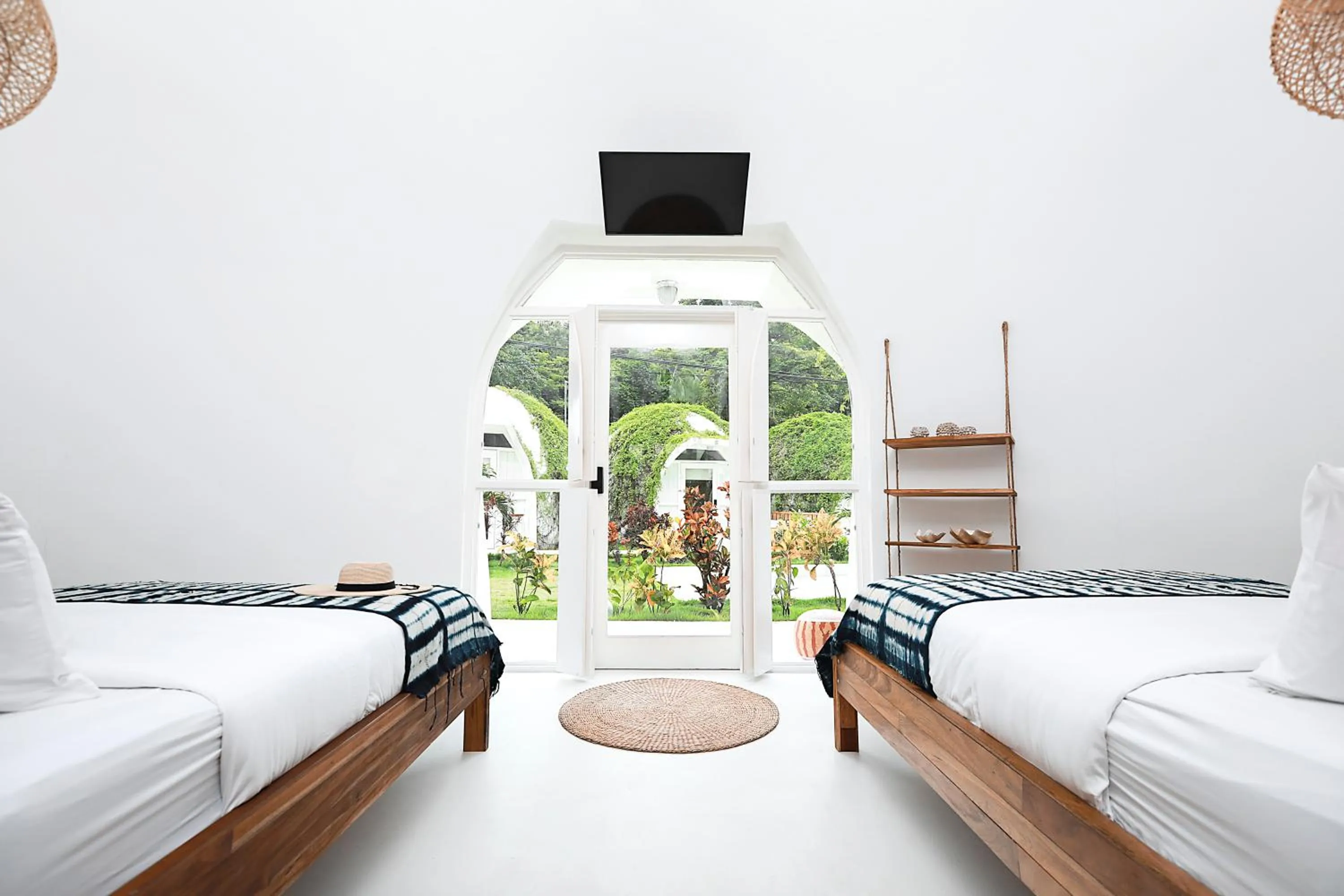 Bed in Igloo Beach Lodge