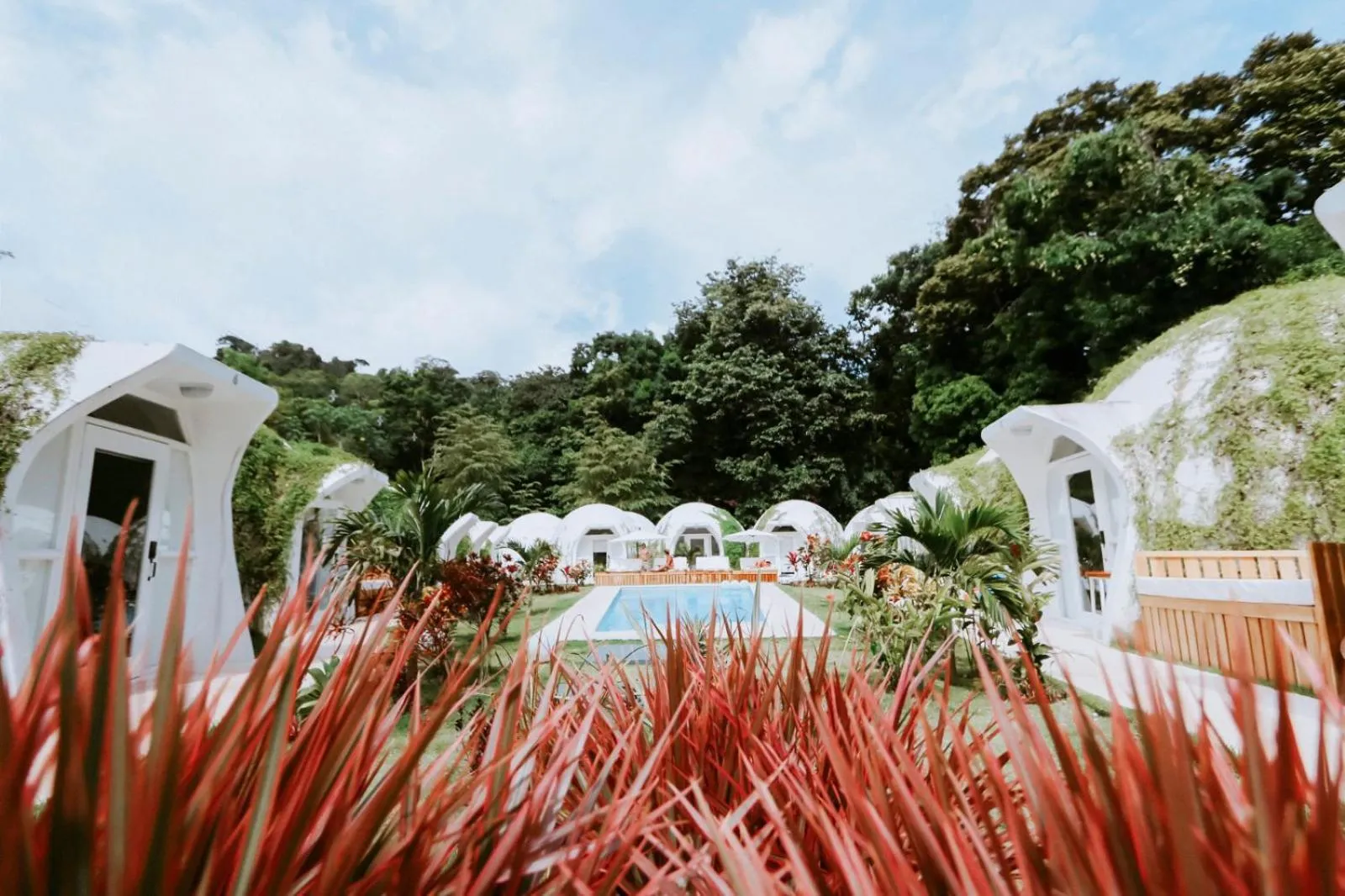 Swimming pool in Igloo Beach Lodge