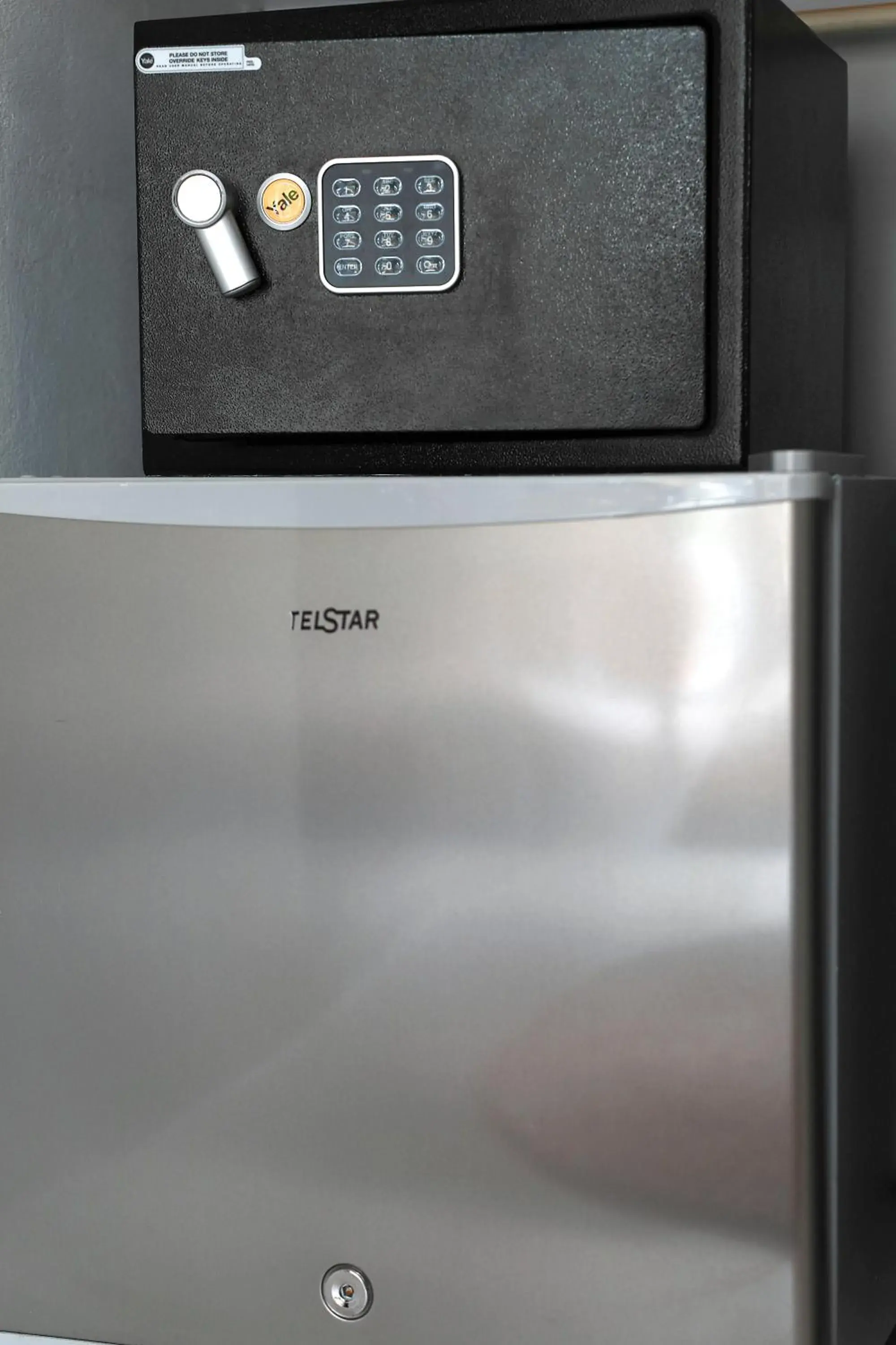 Double Room with Pool View in Igloo Beach Lodge Double Room with Pool View in Igloo Beach Lodge