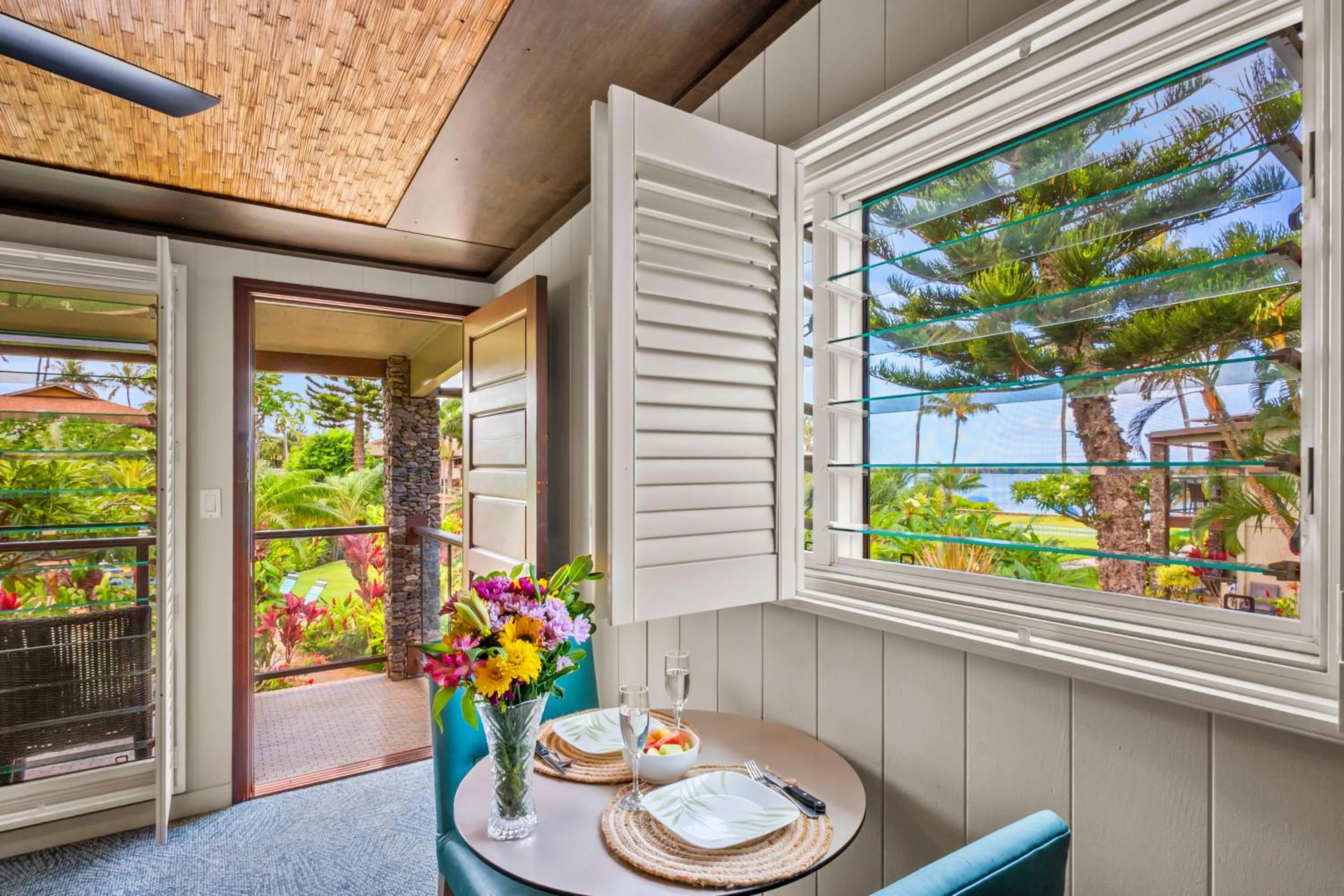 Dining area in The Mauian Hotel