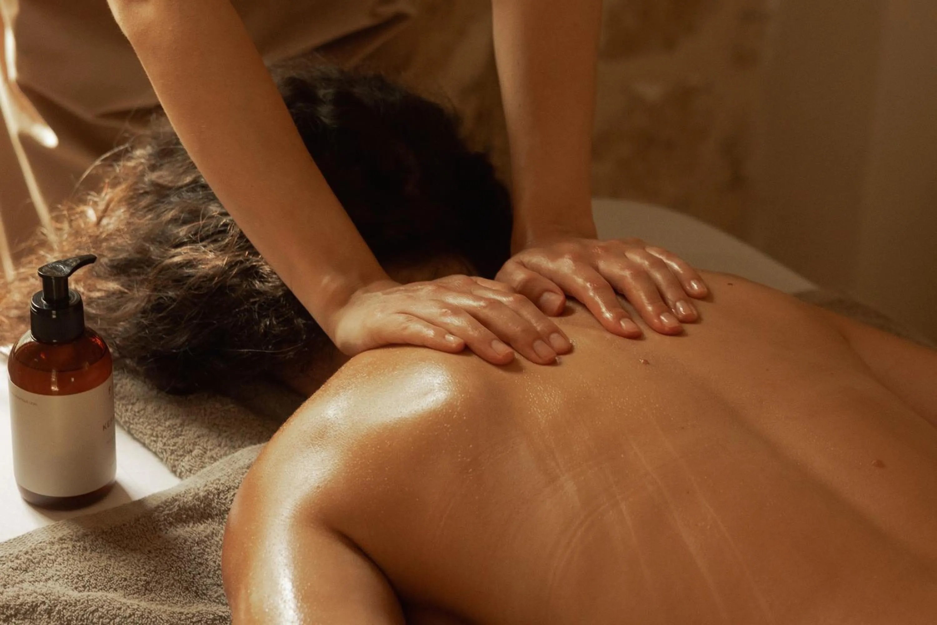 Massage in F ZEEN Kefalonia