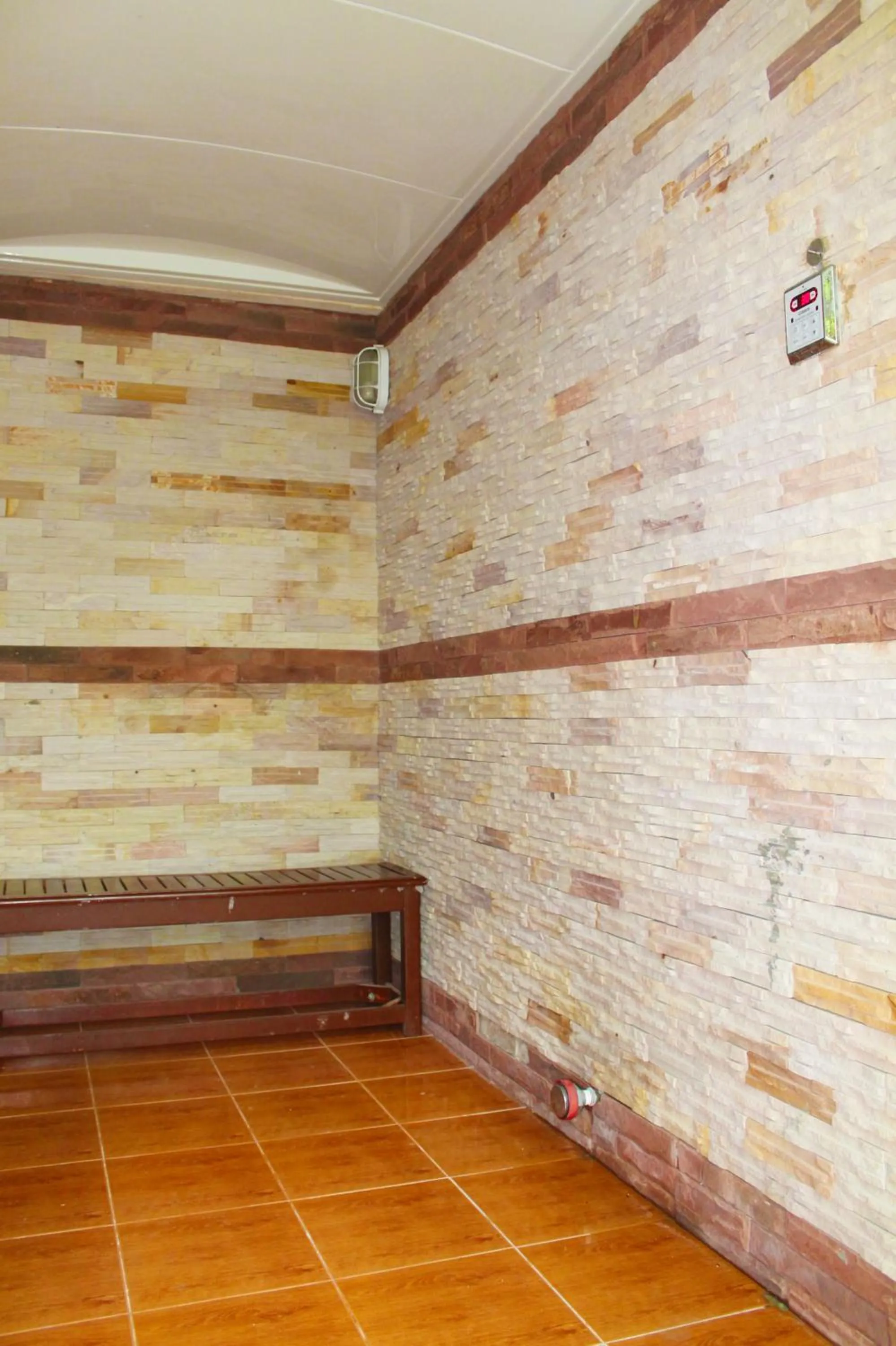 Steam room in Yuwadee Resort