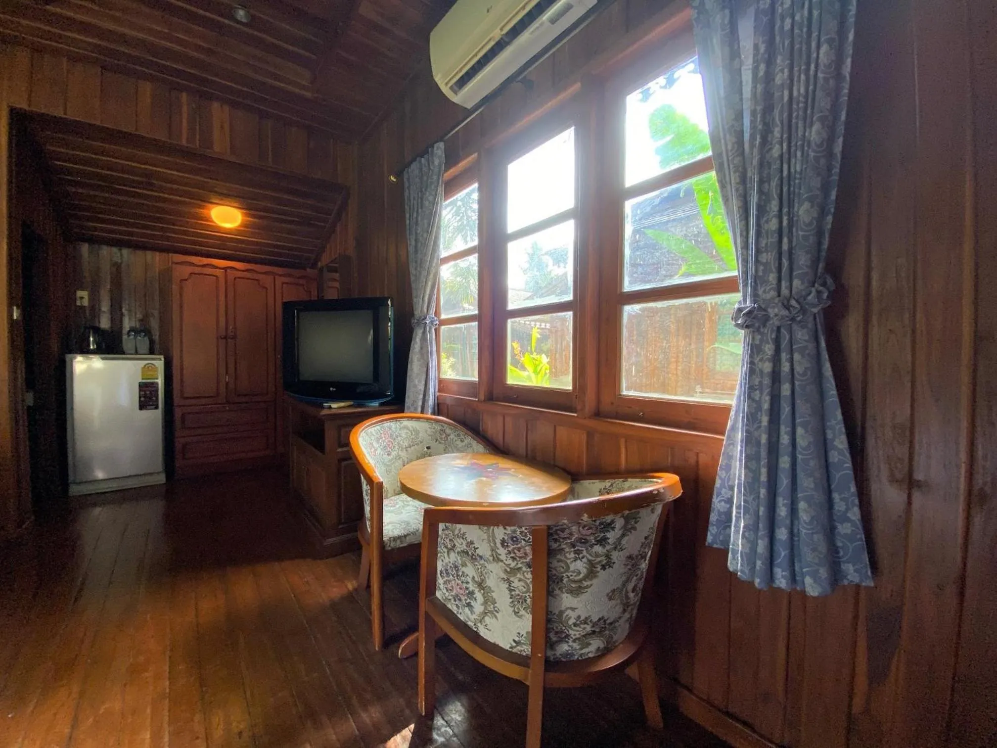 Seating area in Yuwadee Resort