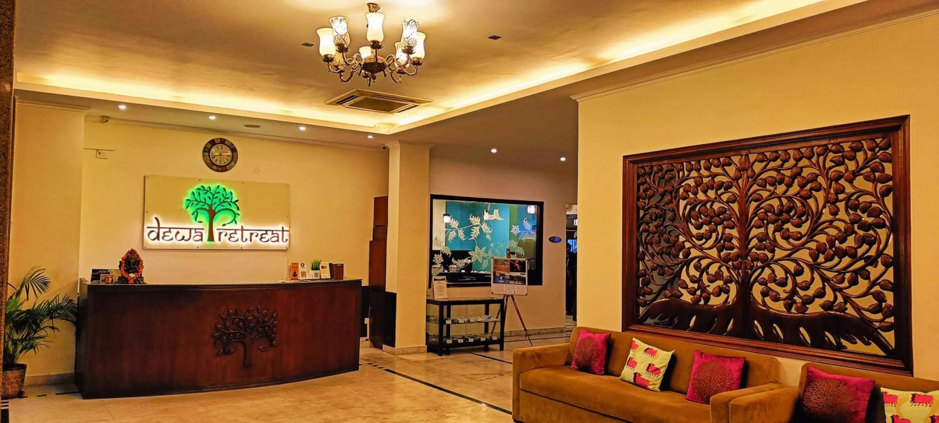 Lobby or reception in Hotel Dewa Retreat- A Himalayan Boutique Hotel