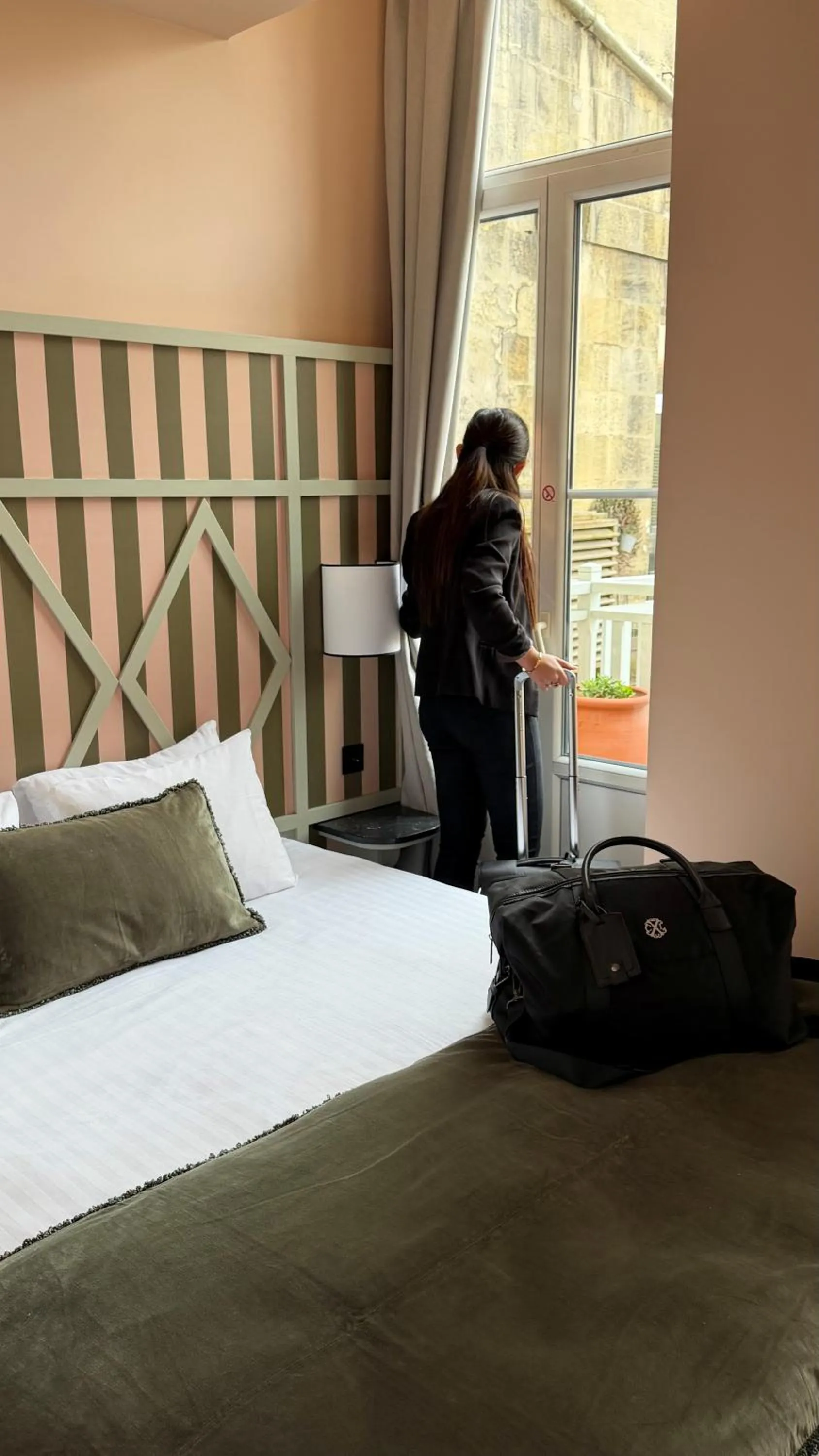 Bedroom, Bed in Hôtel Le Clos Huguerie - Boutique Hôtel - Bordeaux Centre