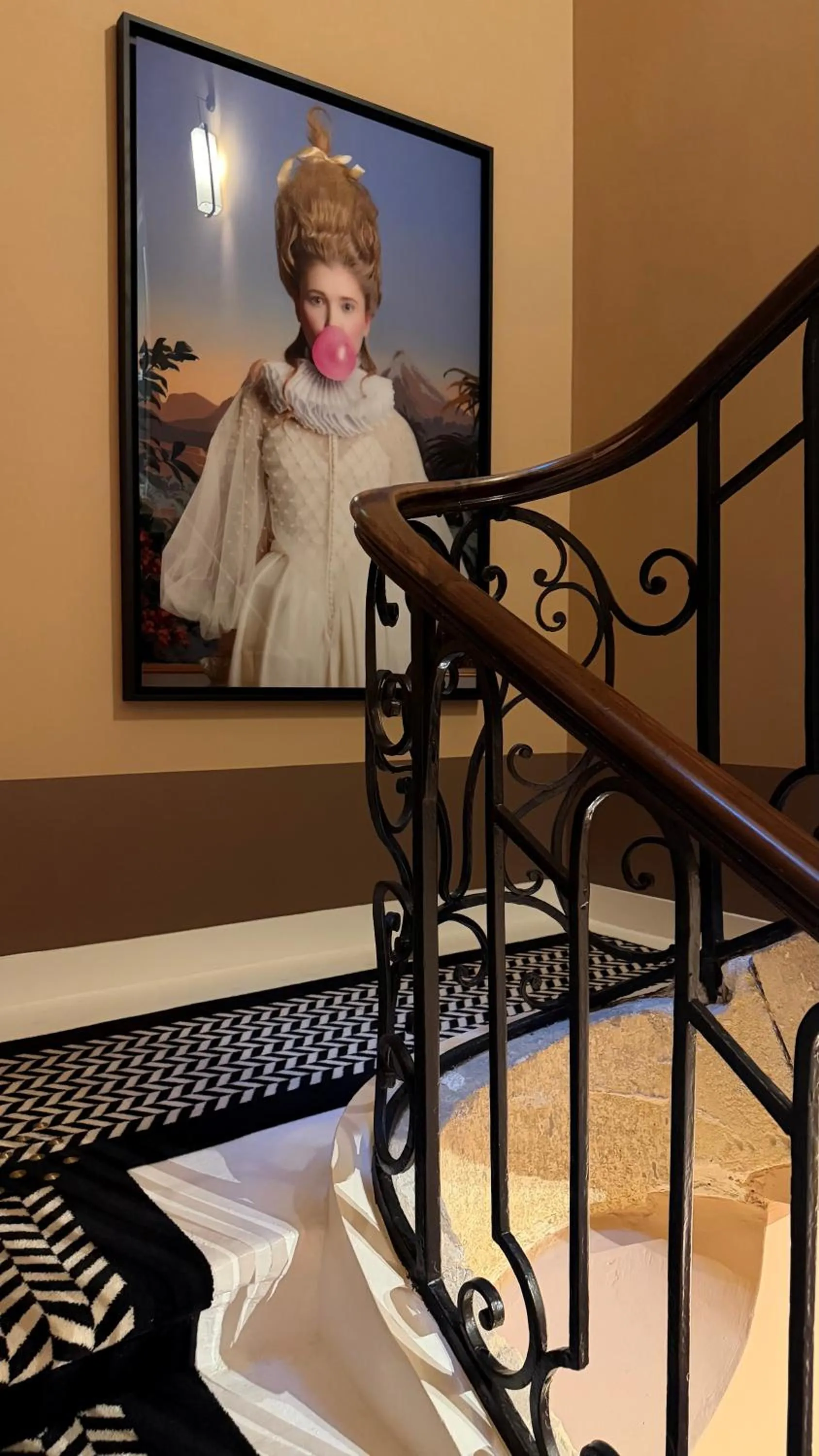 Property building, Bed in Hôtel Le Clos Huguerie - Boutique Hôtel - Bordeaux Centre