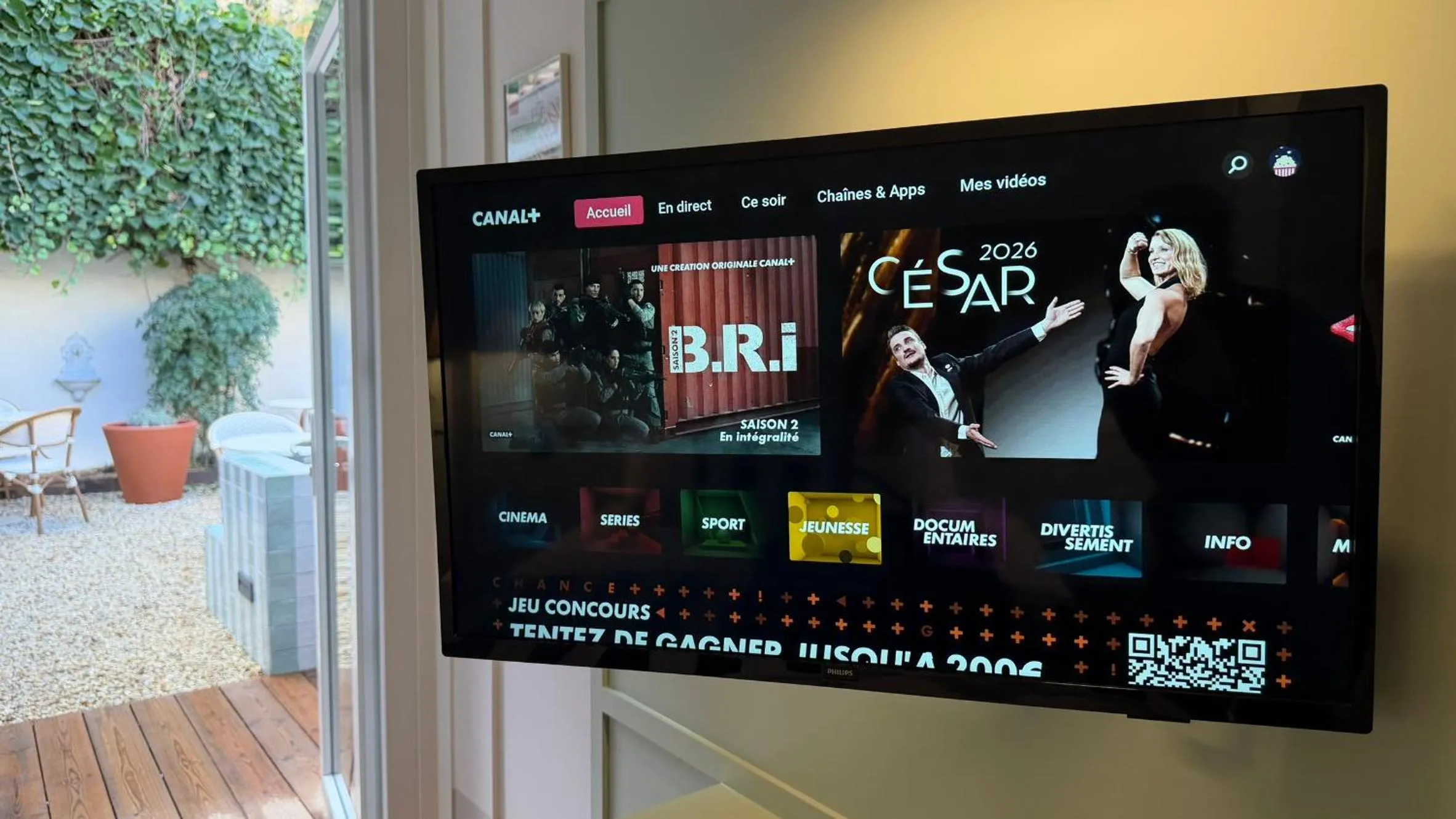 Photo of the whole room in Hôtel Le Clos Huguerie - Boutique Hôtel - Bordeaux Centre