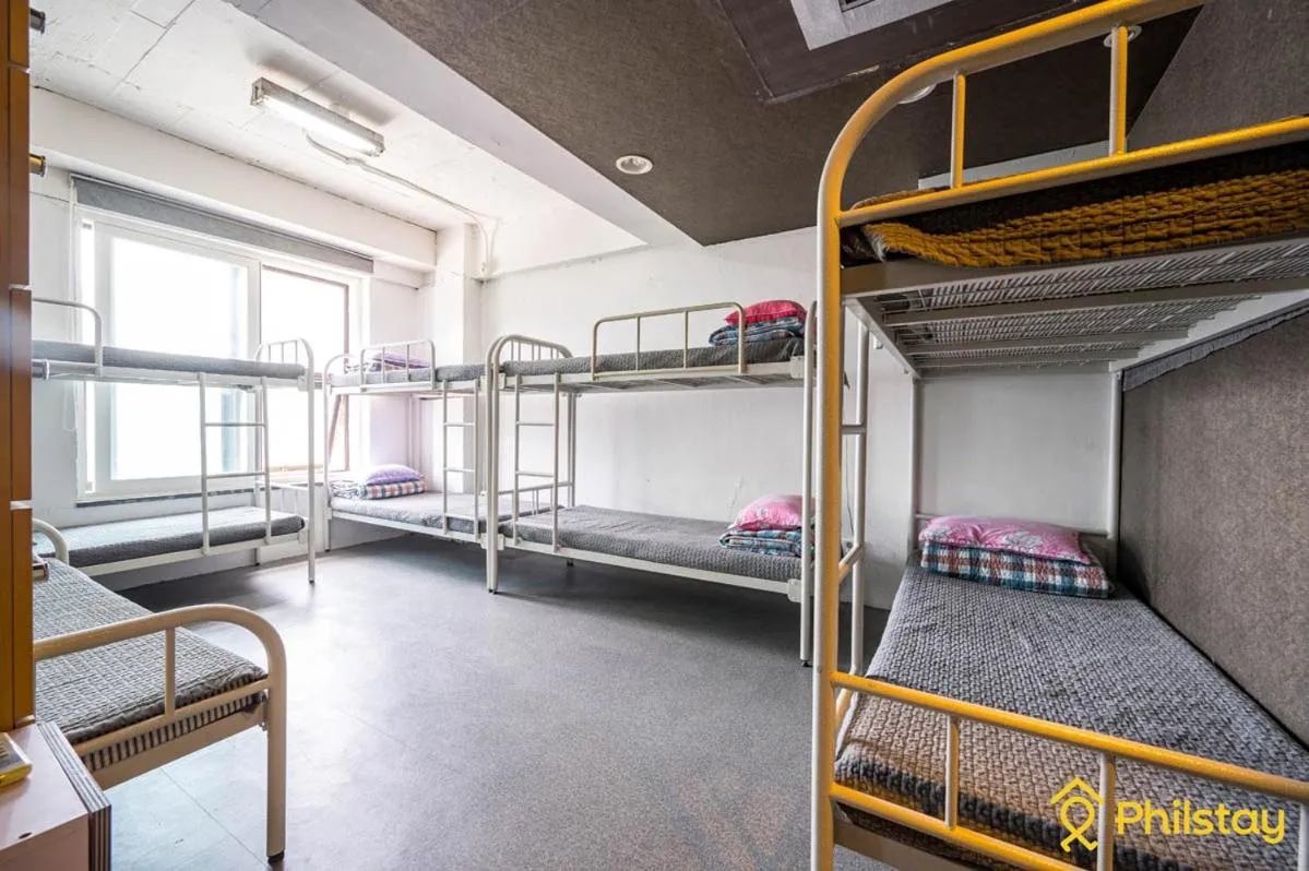 Bed in Mamas and Papas Guesthouse and Apartments in Seoul