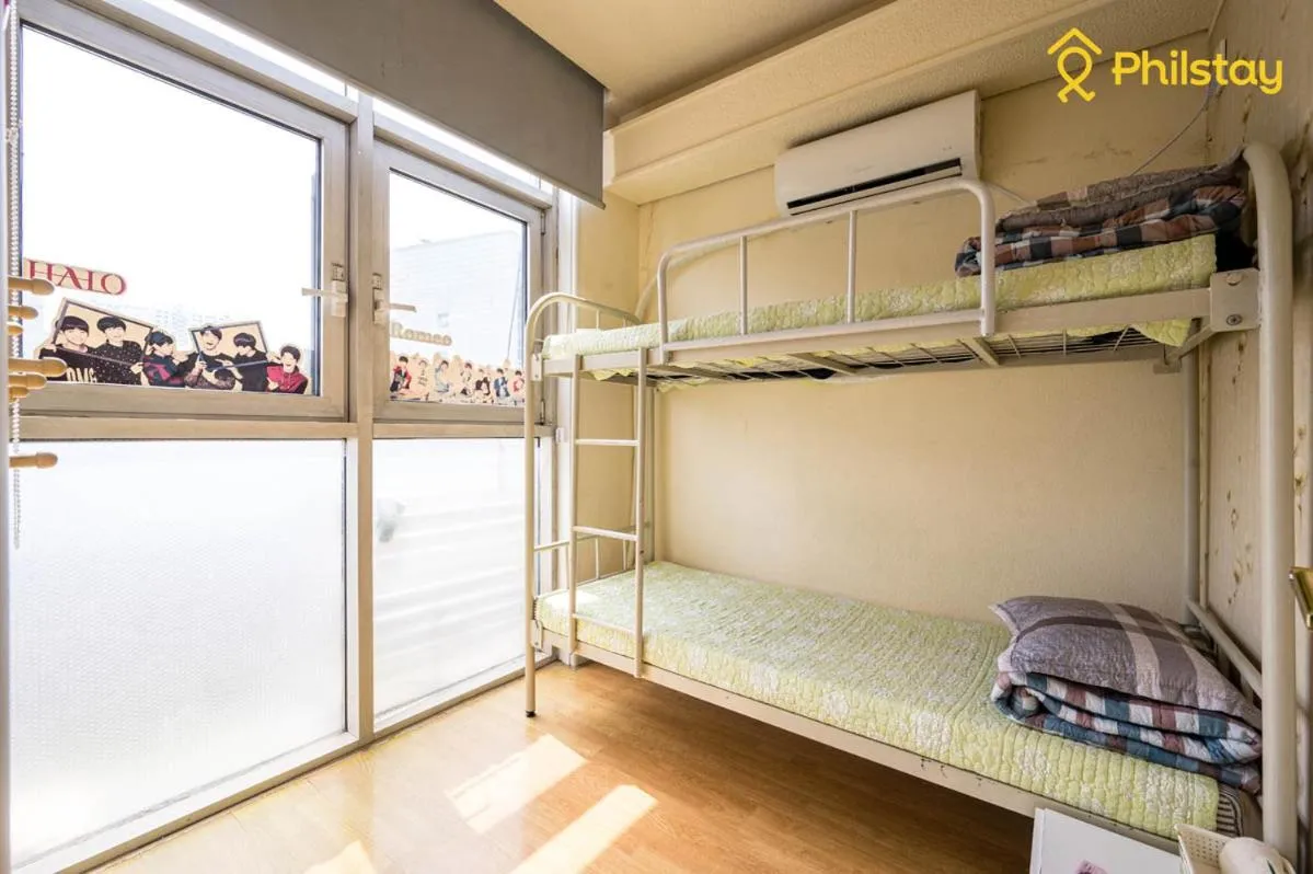Bed in Mamas and Papas Guesthouse and Apartments in Seoul