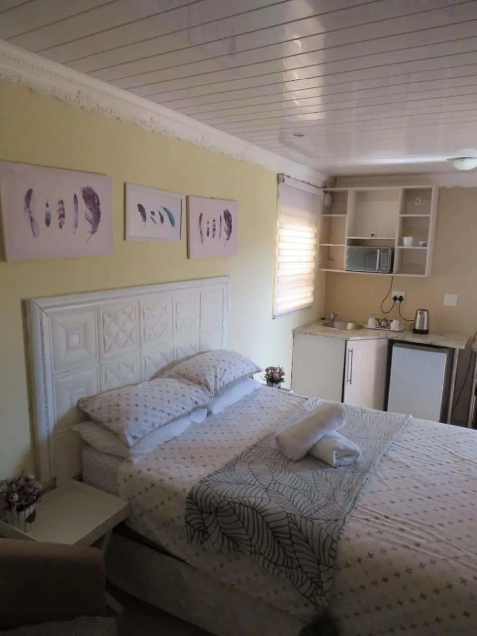 Photo of the whole room, Bed in Kgatholoha guest house