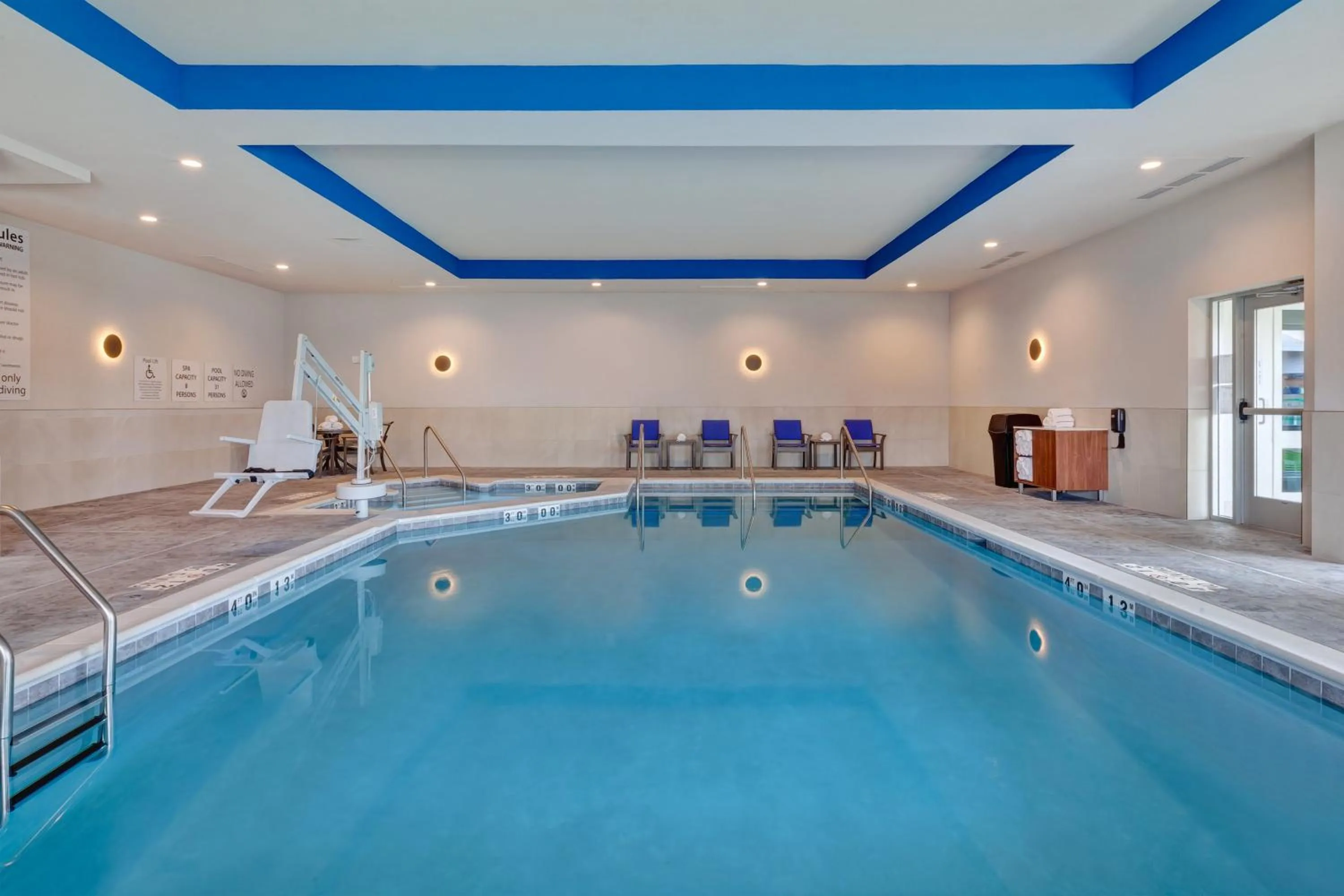 Swimming pool in Holiday Inn Express- Eau Claire West I-94 by IHG