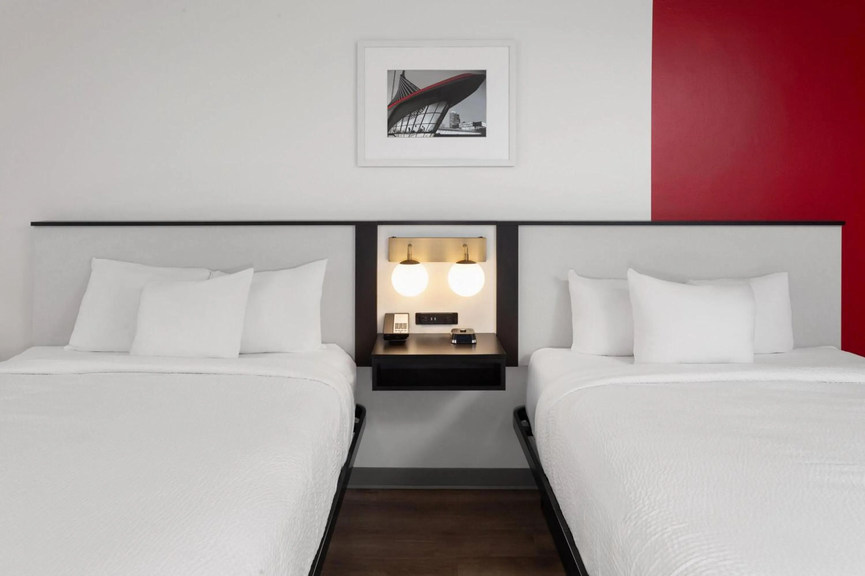 Photo of the whole room, Bed in Ramada by Wyndham Milwaukee