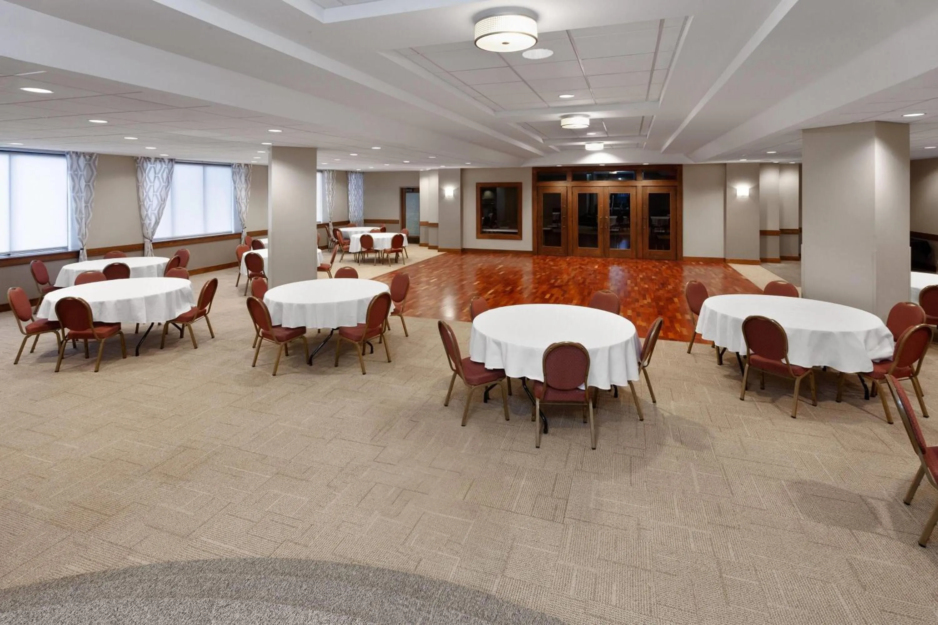 Banquet/Function facilities in Ramada by Wyndham Milwaukee