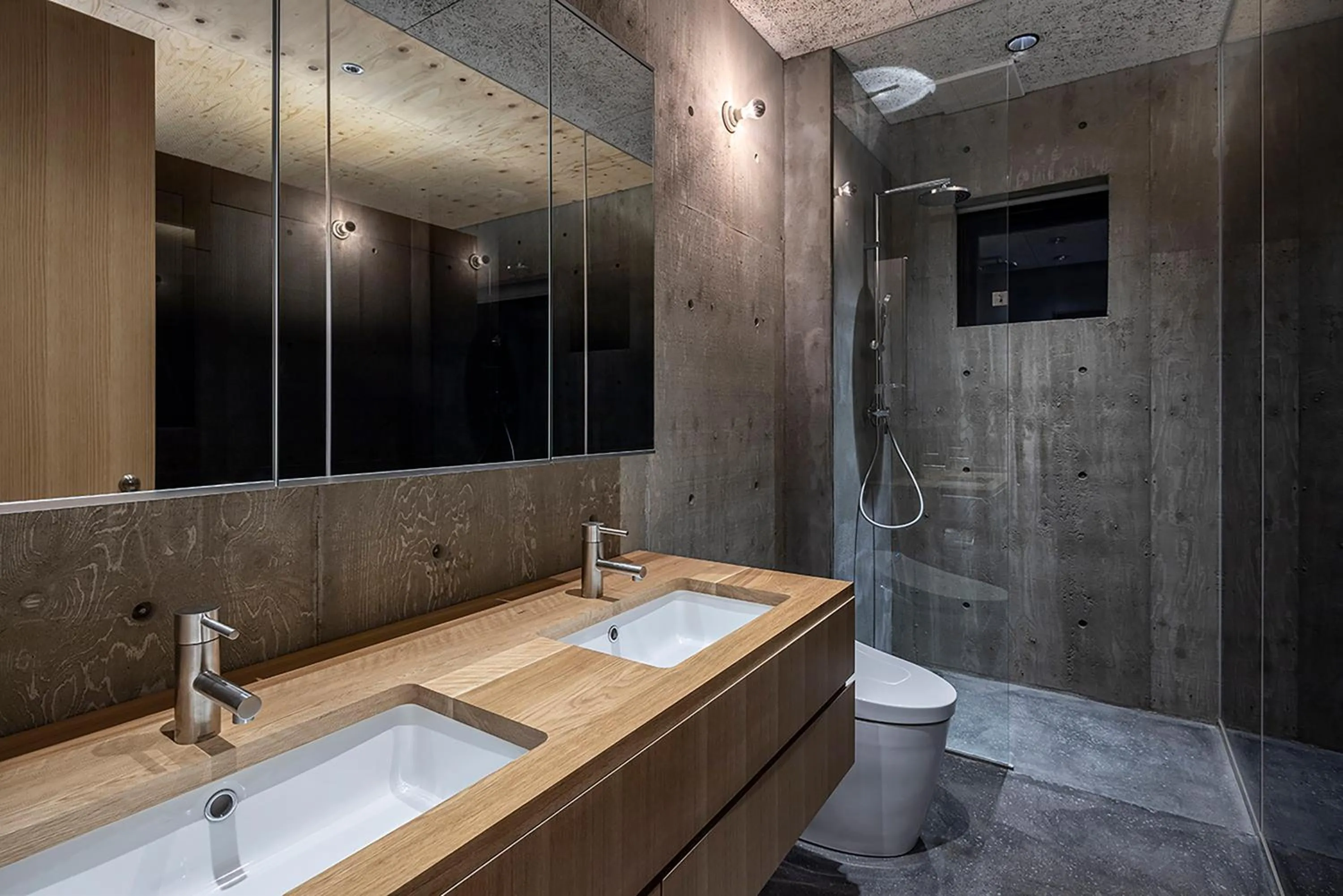 Bathroom in Puffin by H2 Life