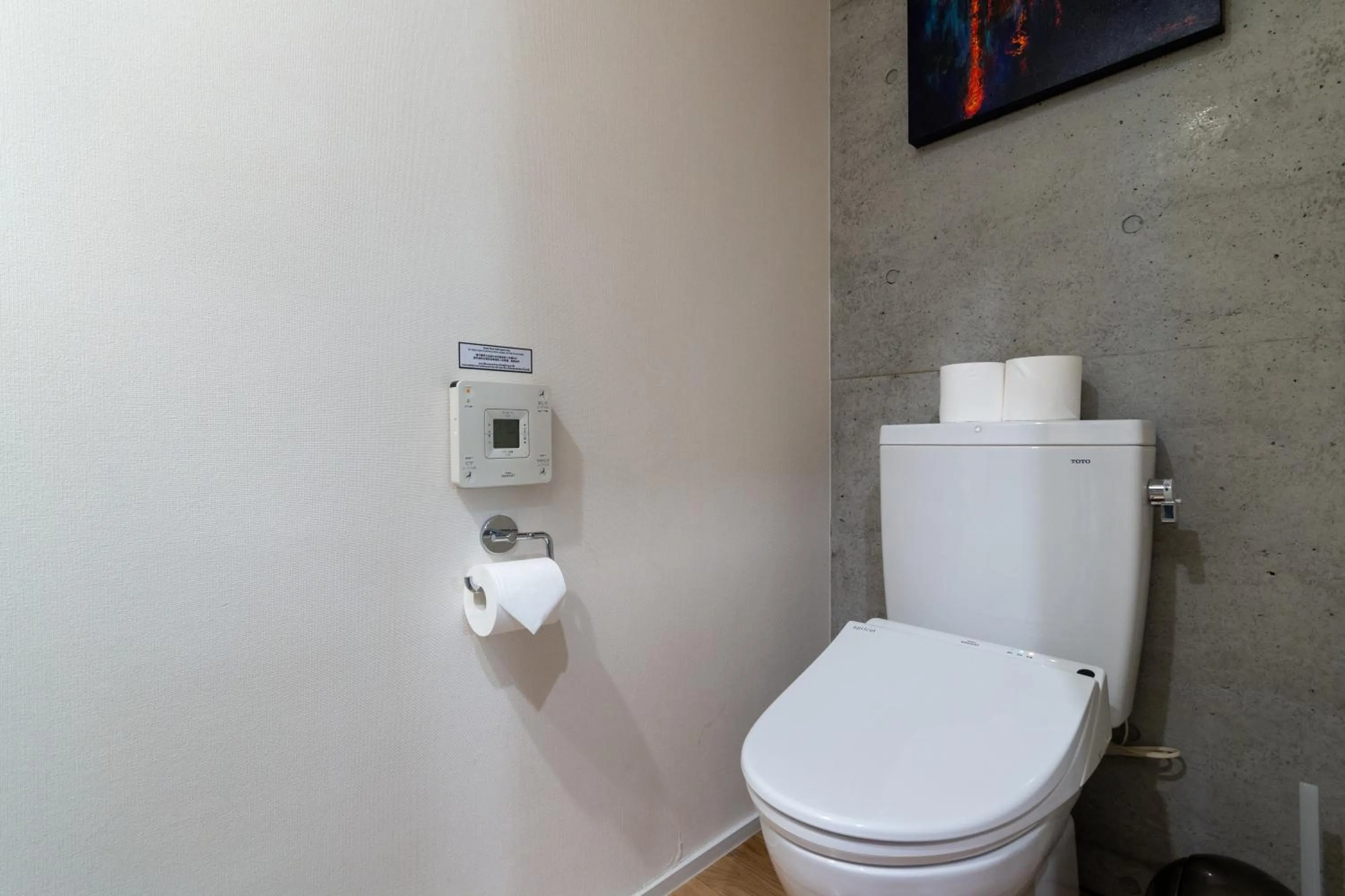 Bathroom in Asanagi by H2 Life