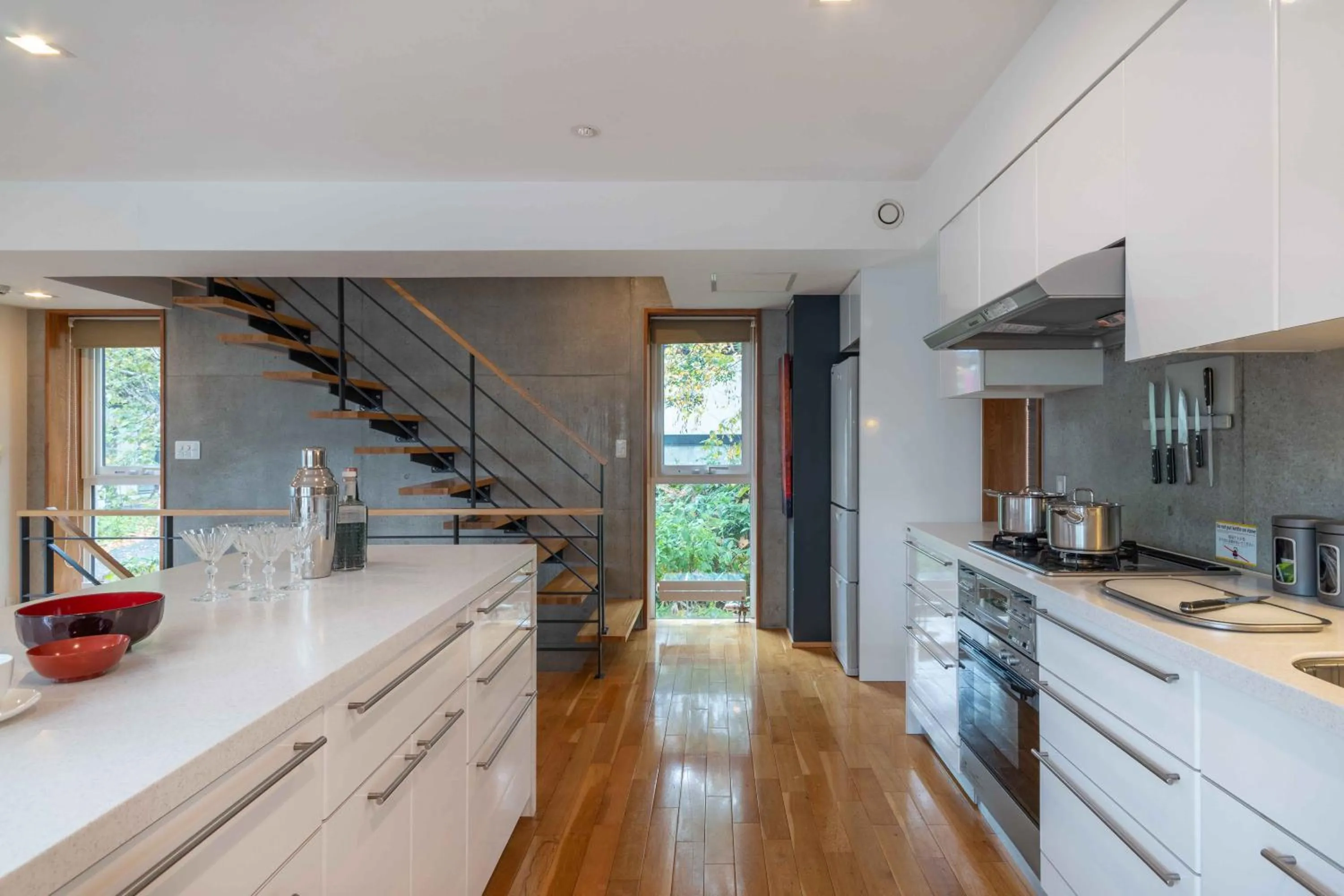 Kitchen or kitchenette in Asanagi by H2 Life