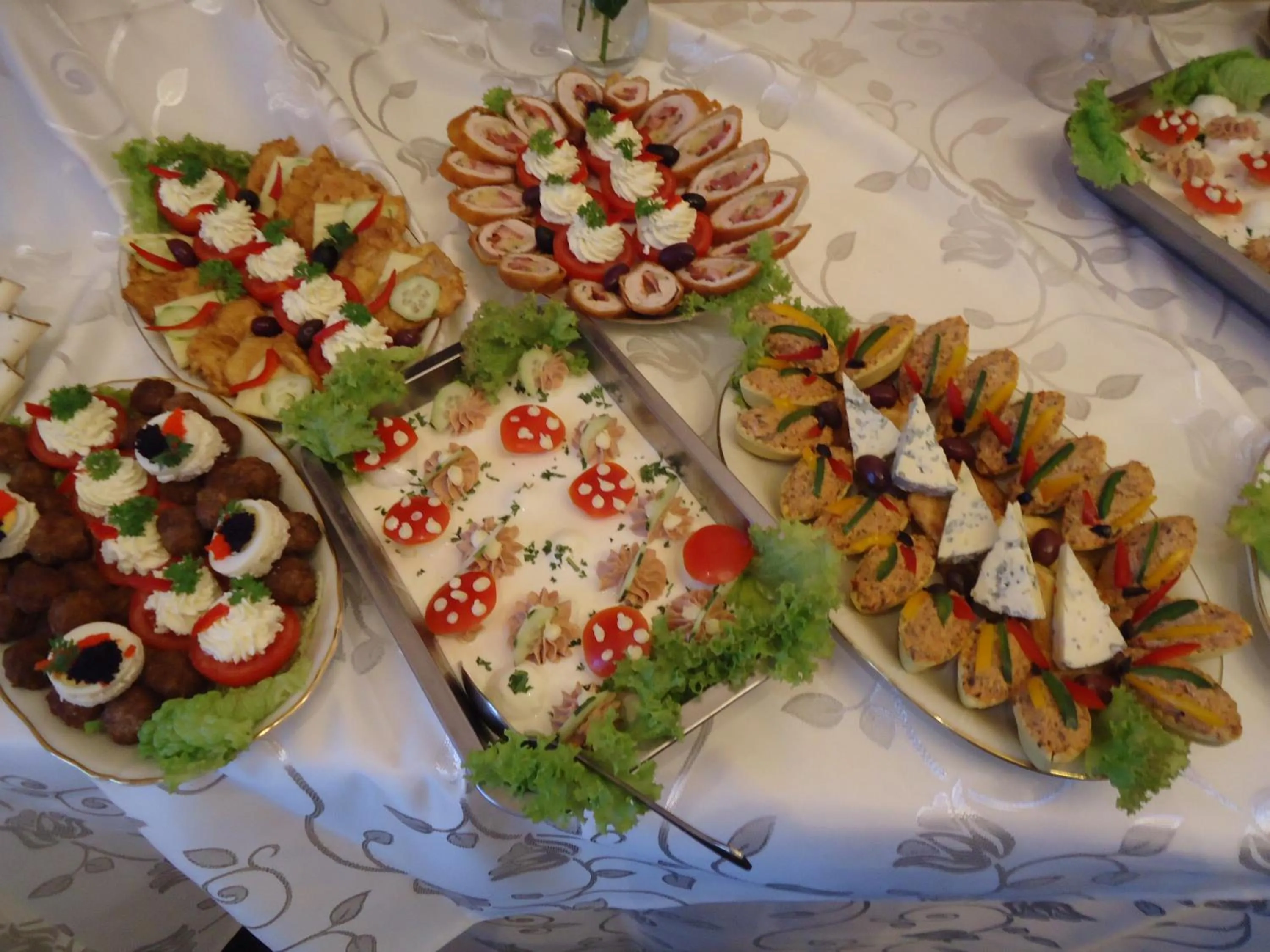 Food and drinks in VILA Corviniana