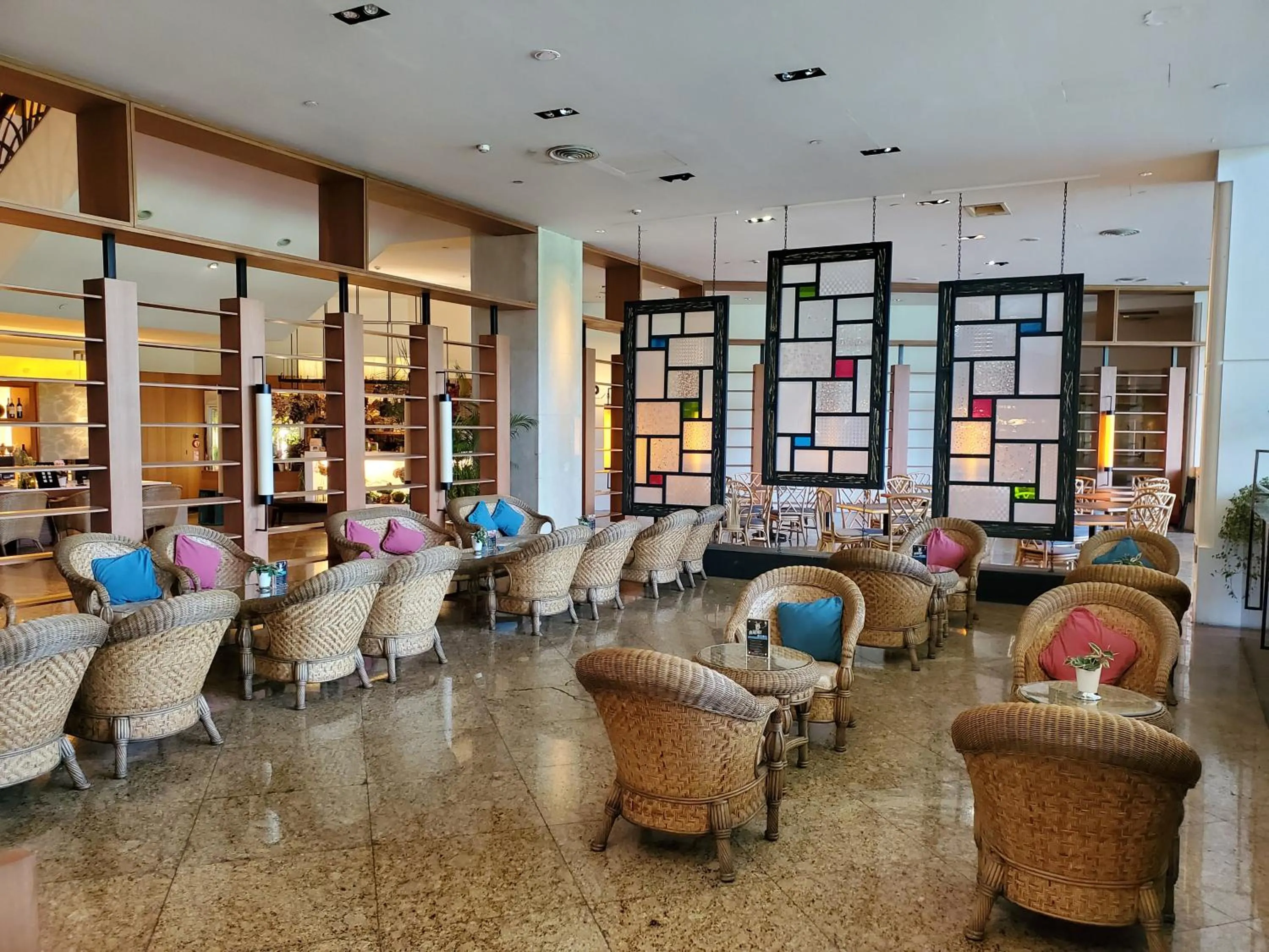 Lounge or bar in Parkview Hotels & Resorts
