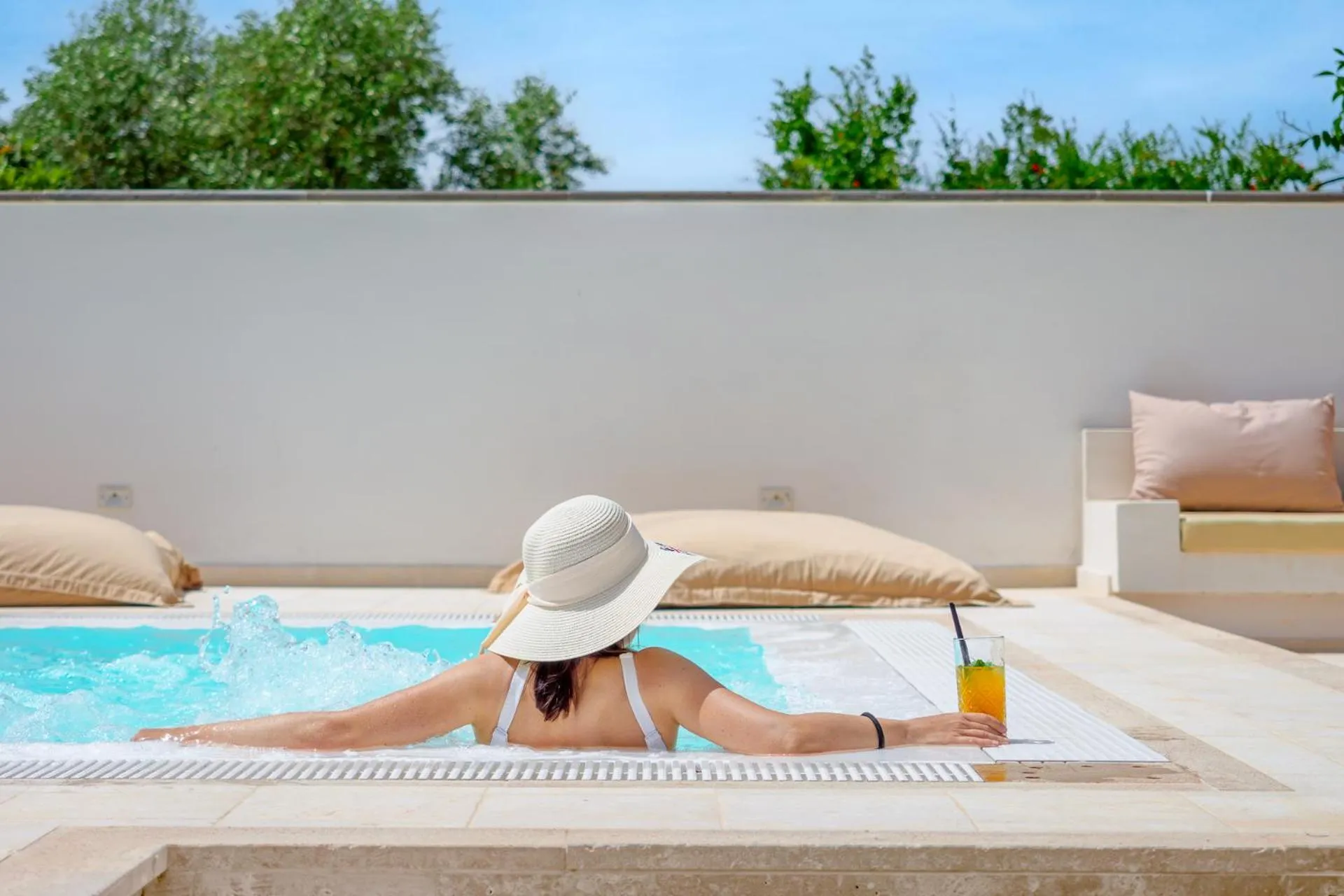 Hot Tub in Il Giardino Degli Aranci